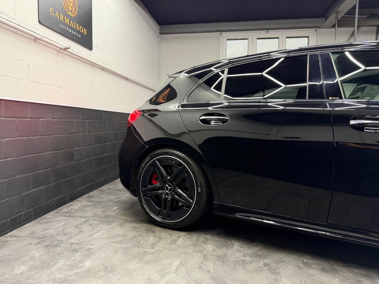 MERCEDES-BENZ A 45 S AMG 4Matic+ Speedshift | Facelift | 360° Kamera | Ambientebeleuchtung-image-5