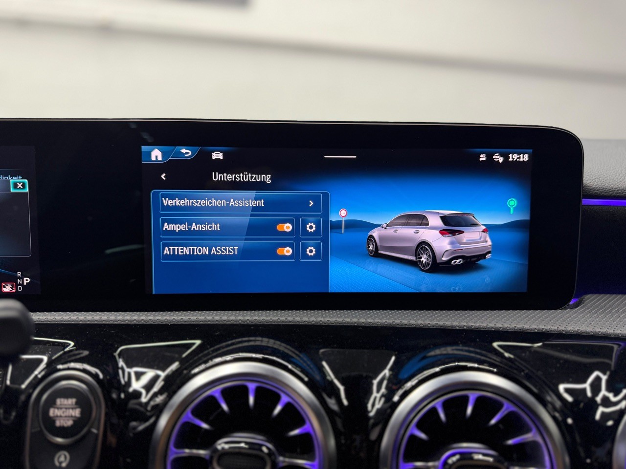 MERCEDES-BENZ A 45 S AMG 4Matic+ Speedshift | Facelift | 360° Kamera | Ambientebeleuchtung-image-31