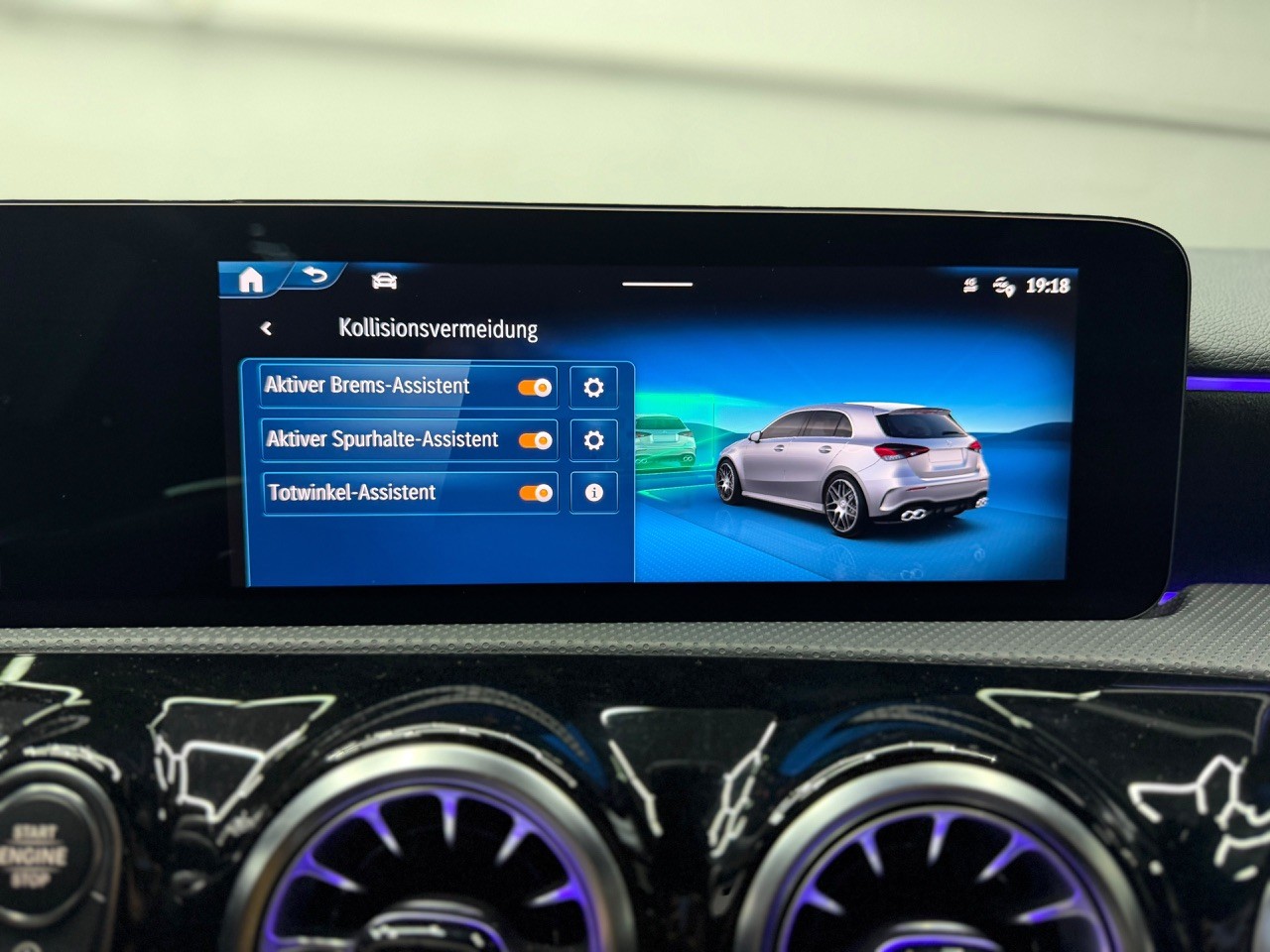 MERCEDES-BENZ A 45 S AMG 4Matic+ Speedshift | Facelift | 360° Kamera | Ambientebeleuchtung-image-29