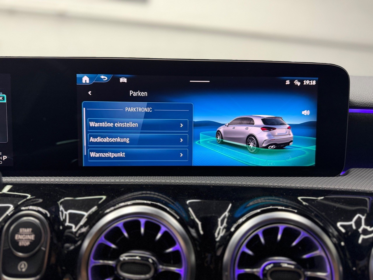 MERCEDES-BENZ A 45 S AMG 4Matic+ Speedshift | Facelift | 360° Kamera | Ambientebeleuchtung-image-30