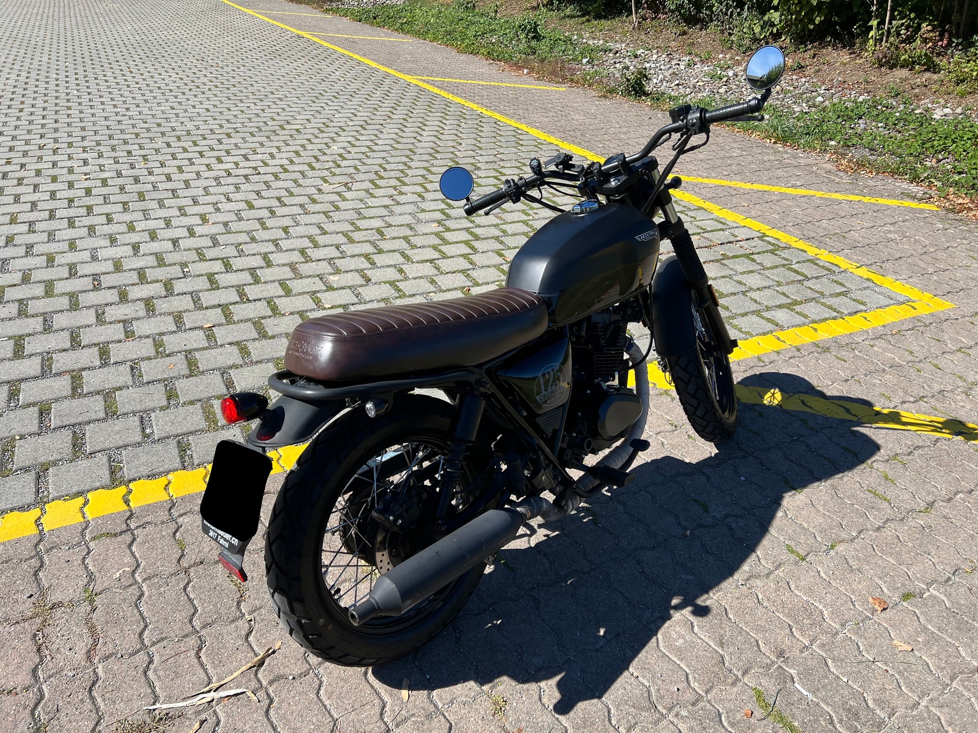 BRIXTON Cromwell 125 ABS-image-3