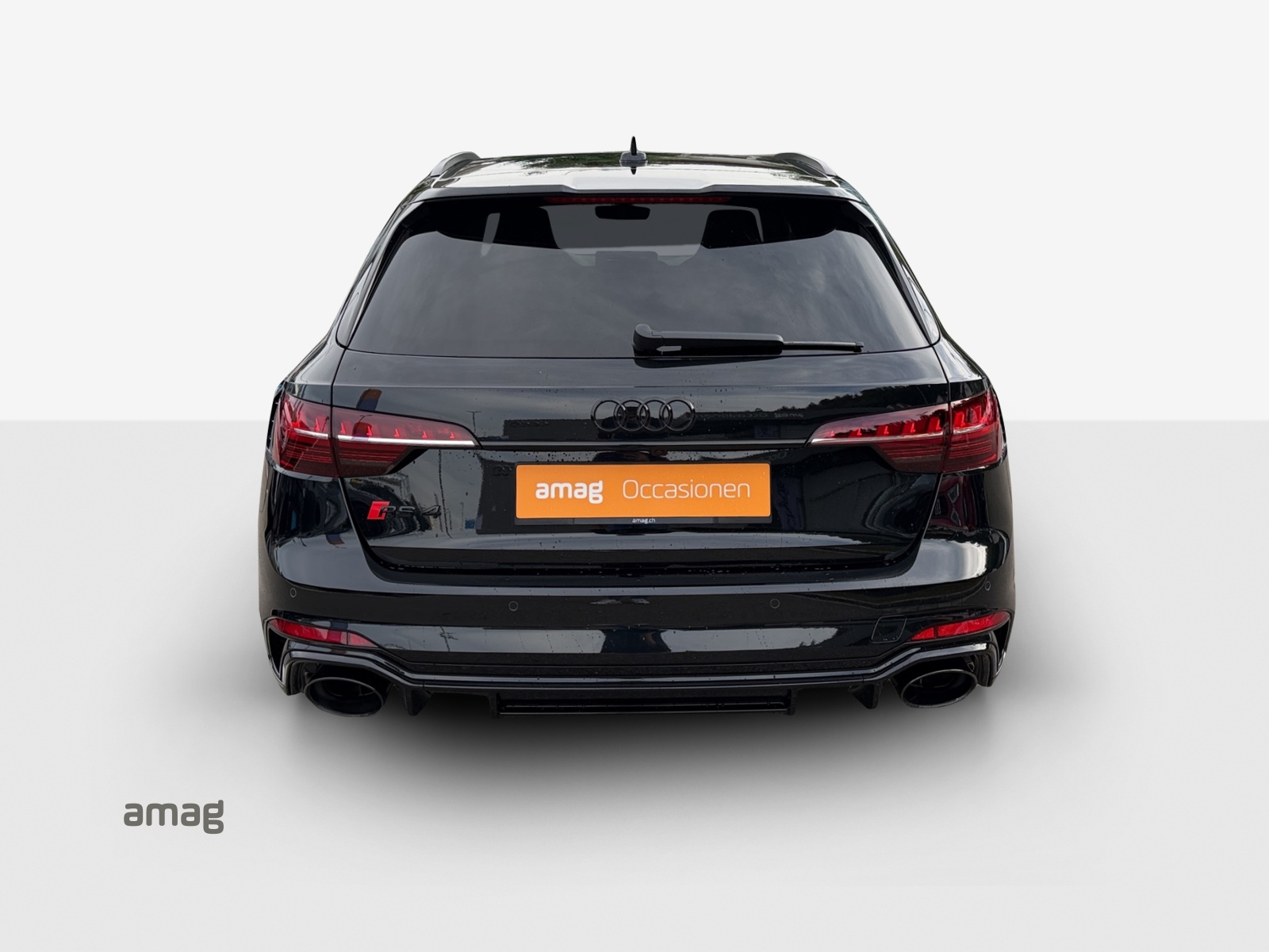 AUDI RS4 Avant quattro tiptronic-image-3