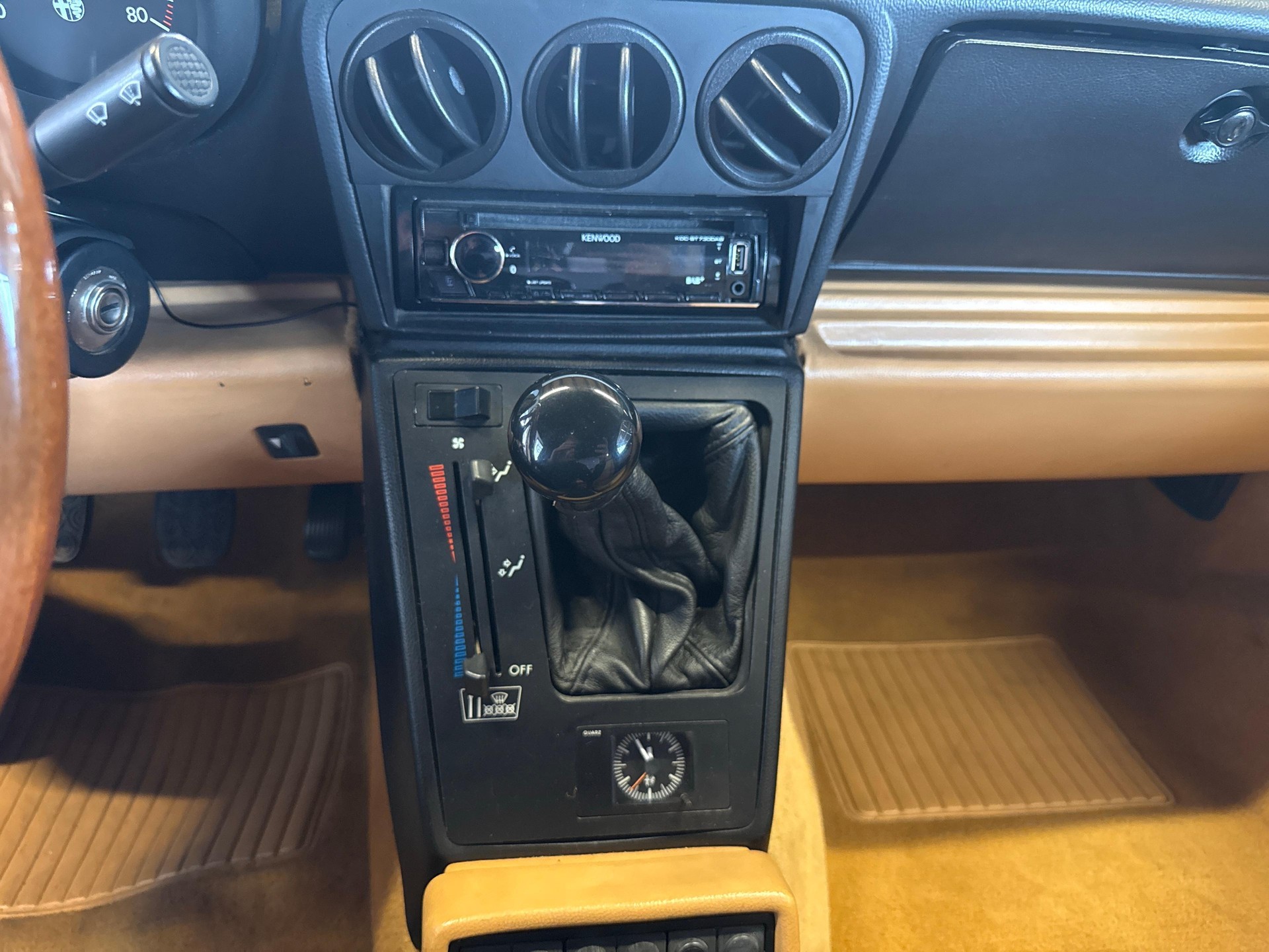 ALFA ROMEO Spider 2.0-image-14