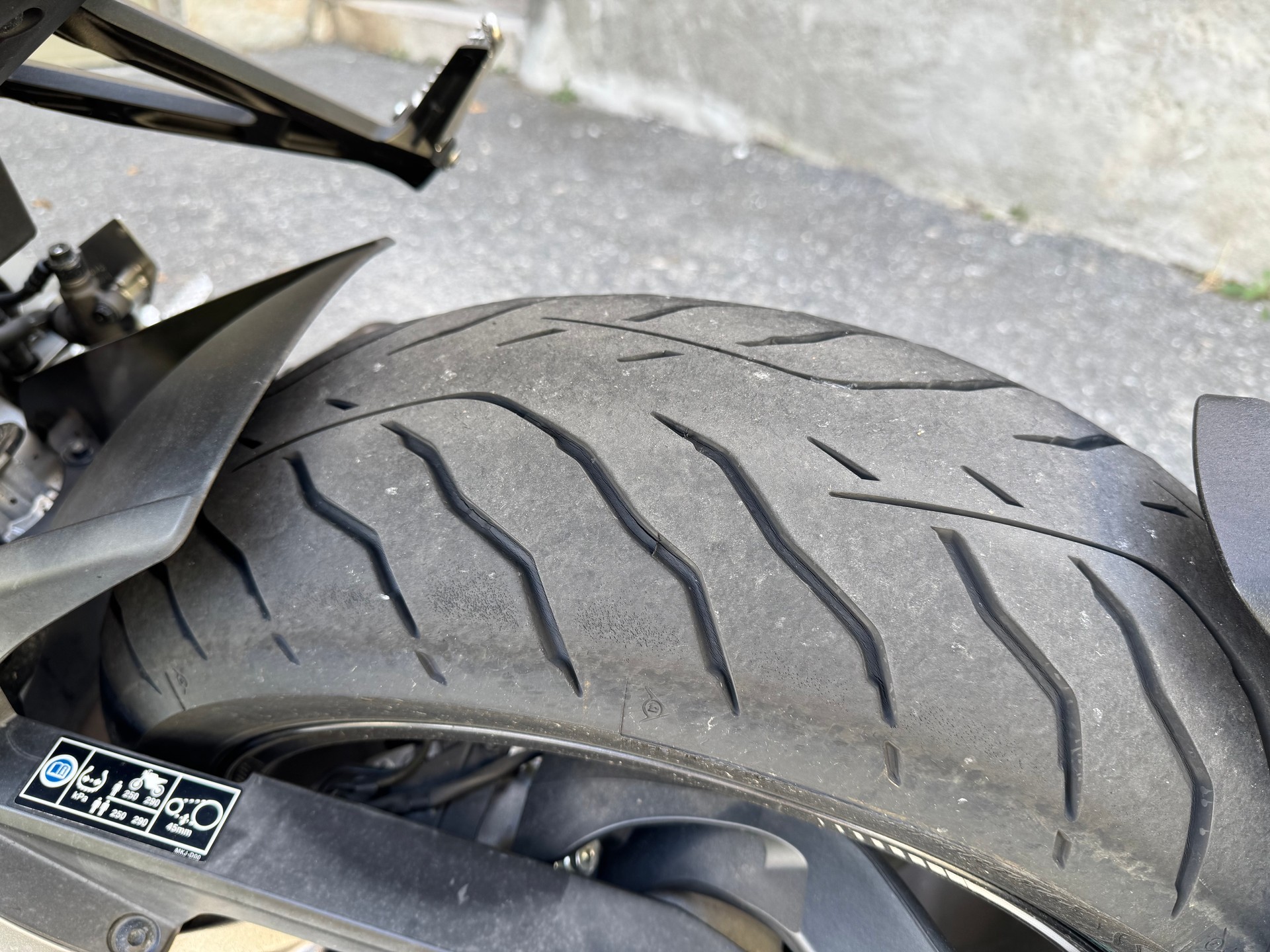 HONDA CB 1000 R ABS-image-5