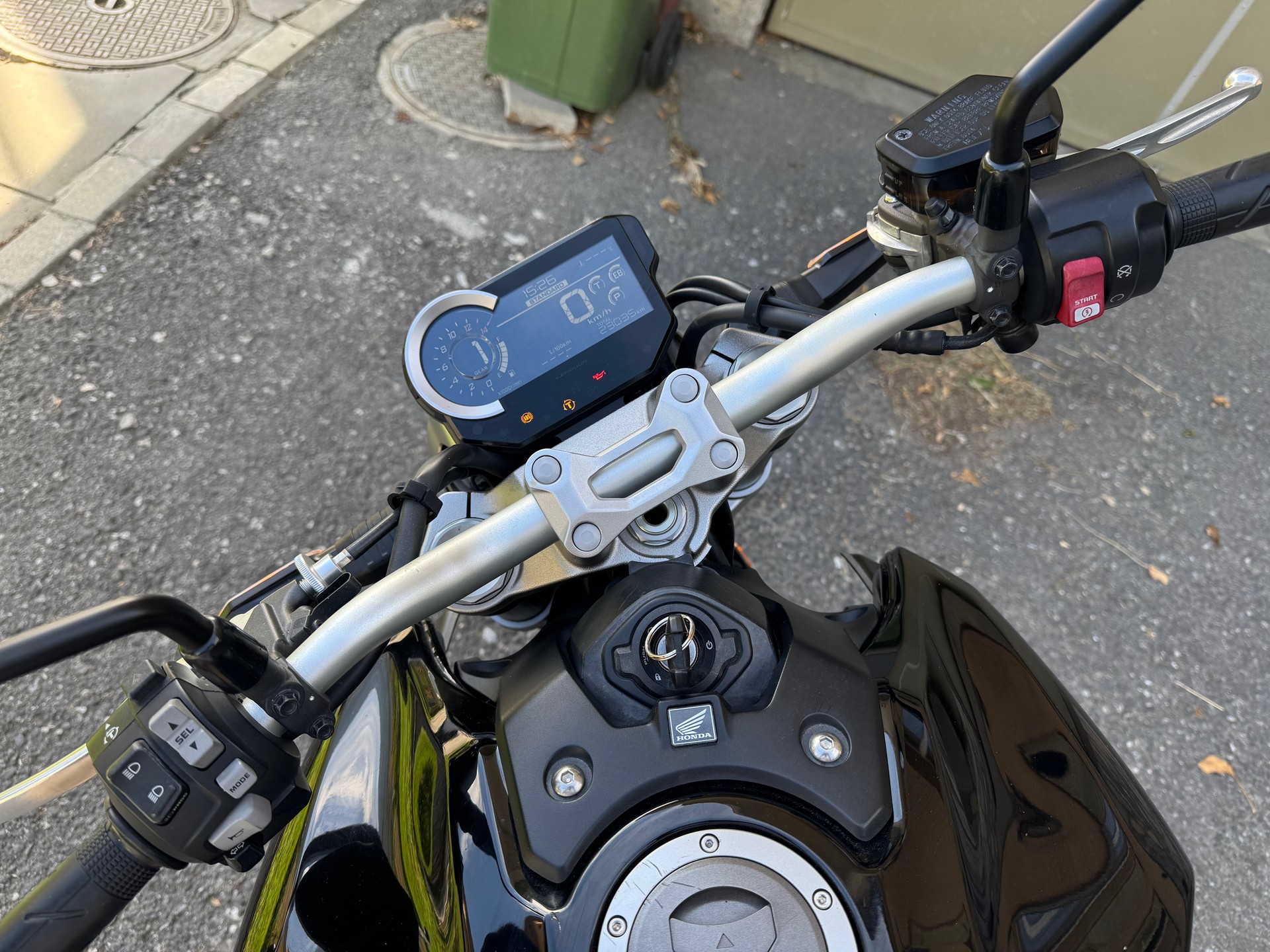 HONDA CB 1000 R ABS-image-4