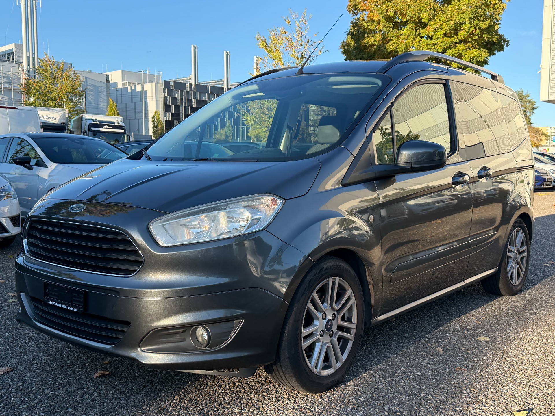 FORD Tourneo Courier 1.0 SCTi Trend