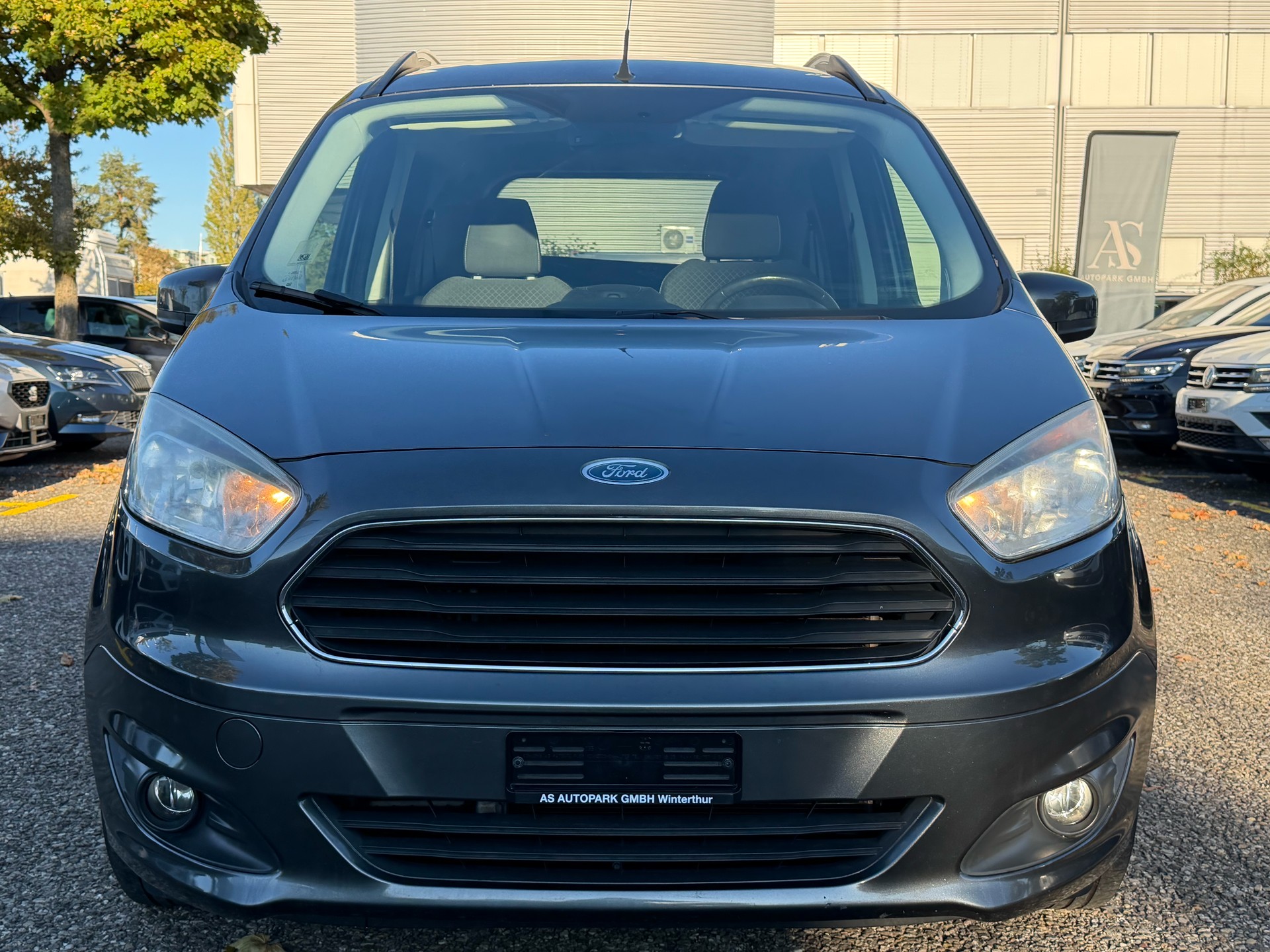 FORD Tourneo Courier 1.0 SCTi Trend-showroom-element-1