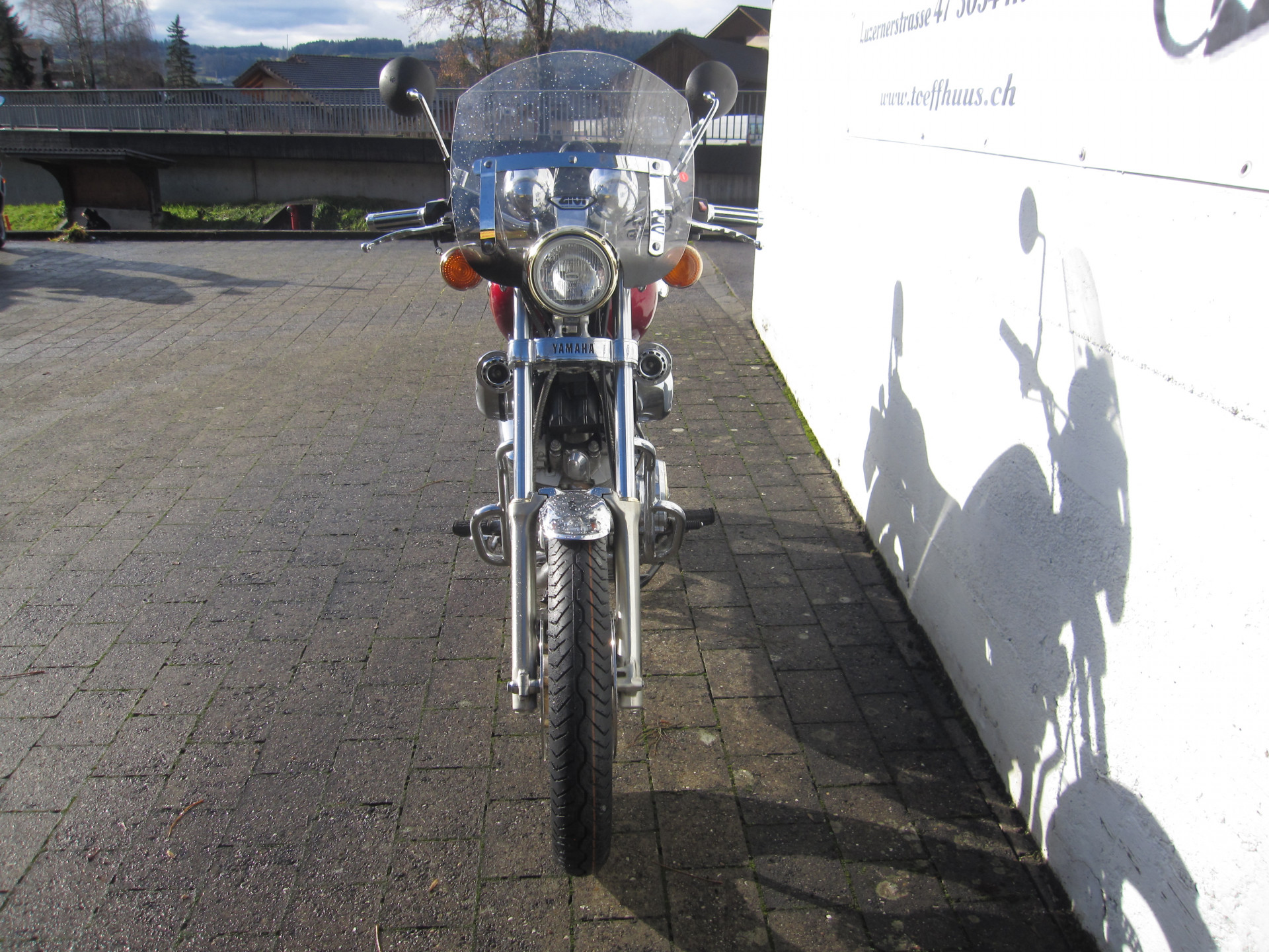 YAMAHA XV 1000 Virago-image-2