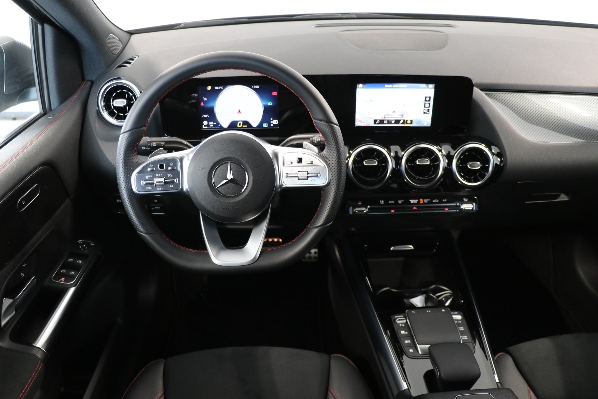 MERCEDES-BENZ B 220 d AMG Line 8G-DCT-image-6