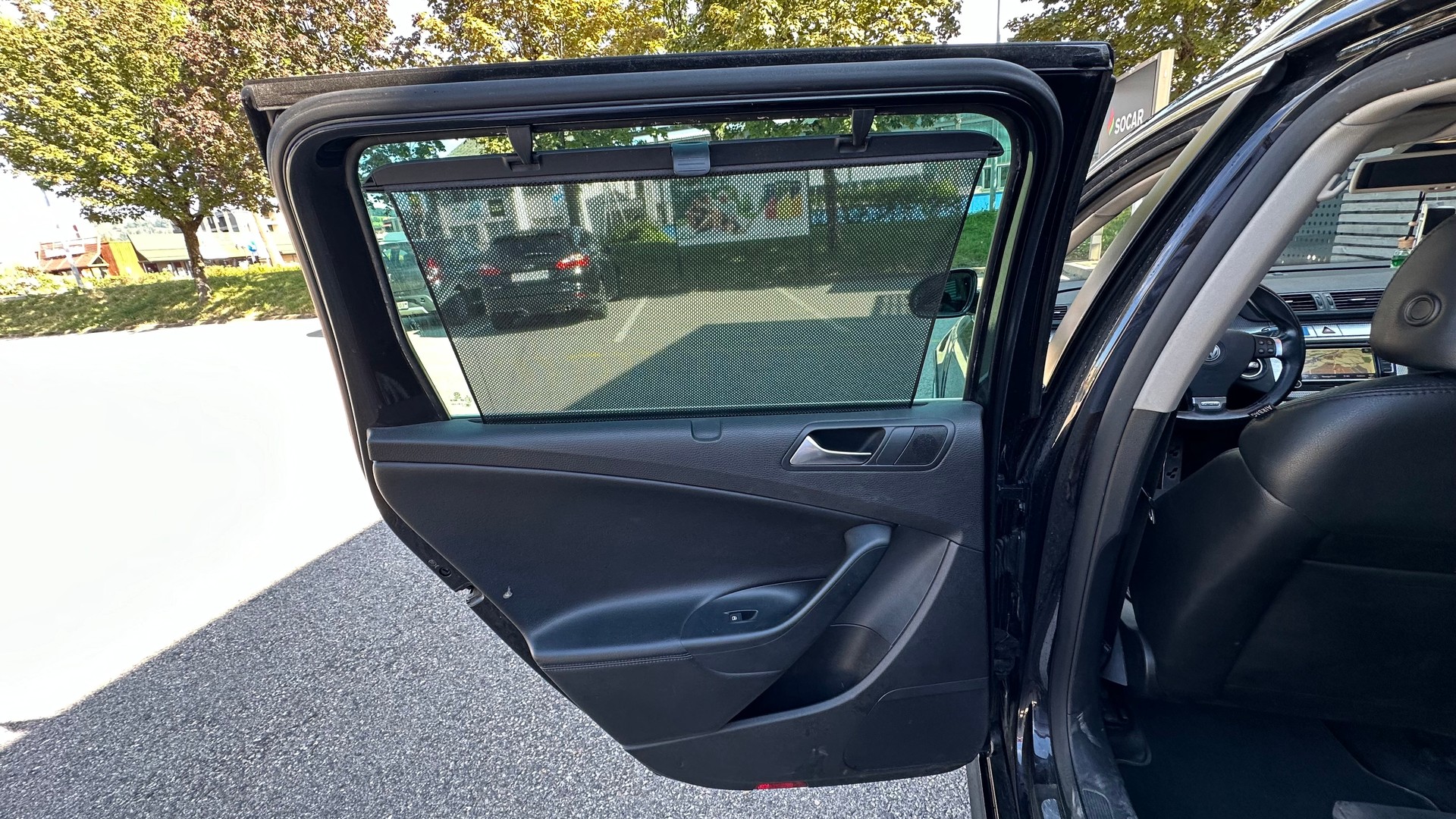 VW Passat Variant R36 4Motion-image-12