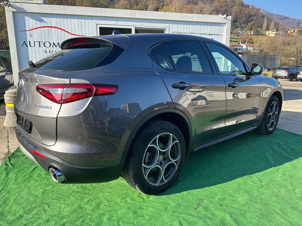 ALFA ROMEO Stelvio 2.2 JTDM Super Q4 Automatic-image-1