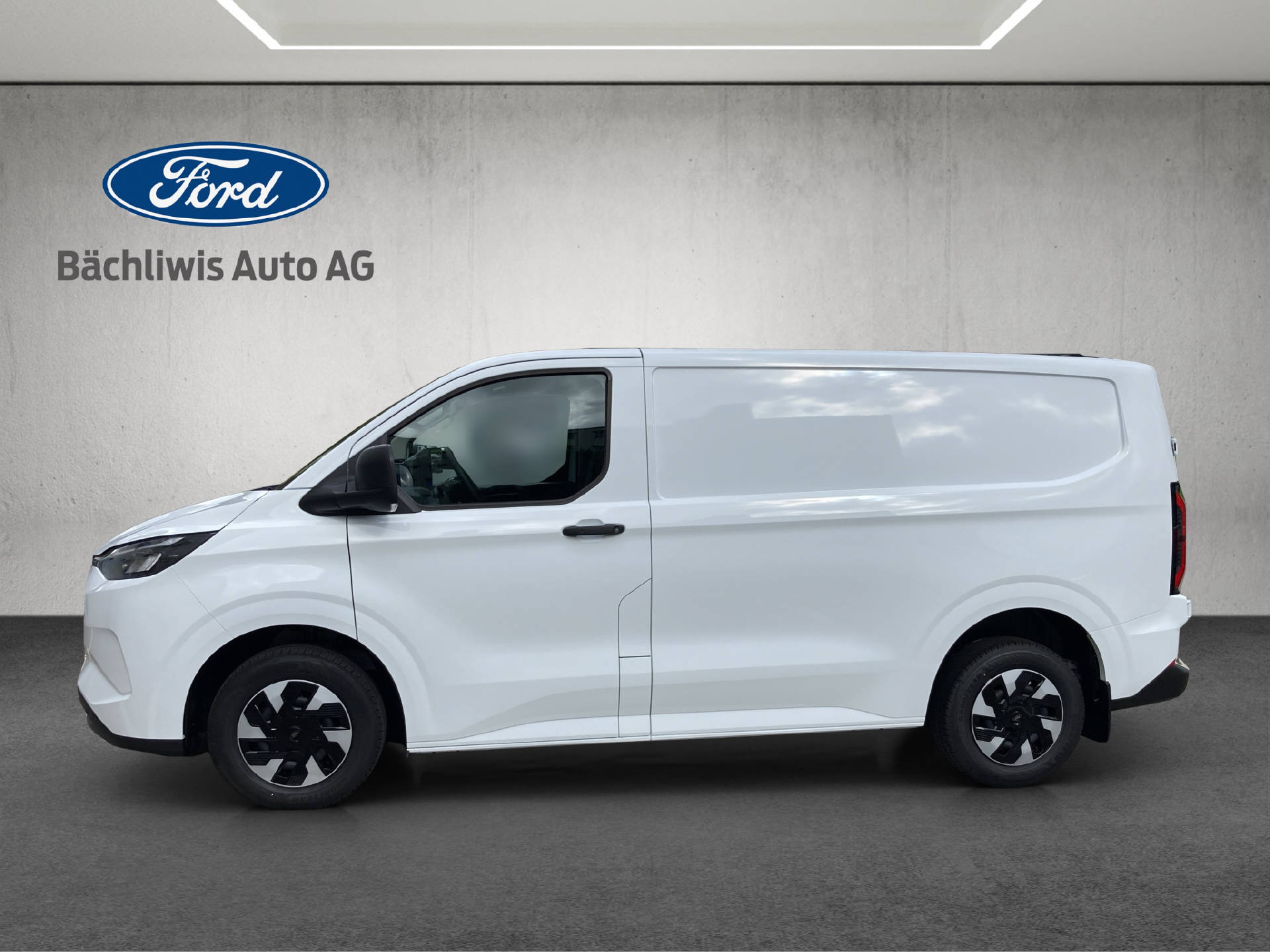 FORD E-Transit C Van 320 L1 Trend-image-17