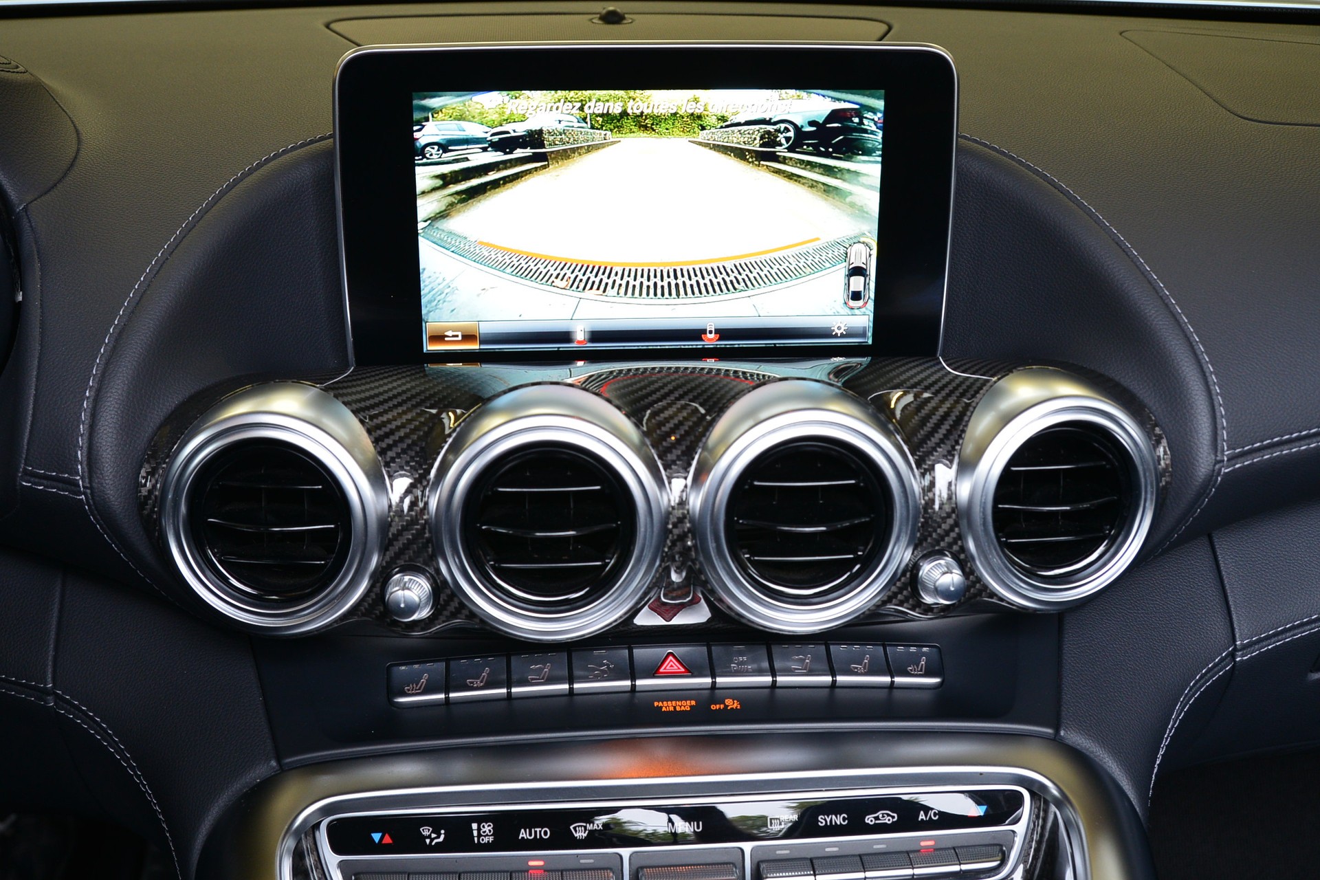 MERCEDES-BENZ AMG GT C Roadster Speedshift DCT-image-13