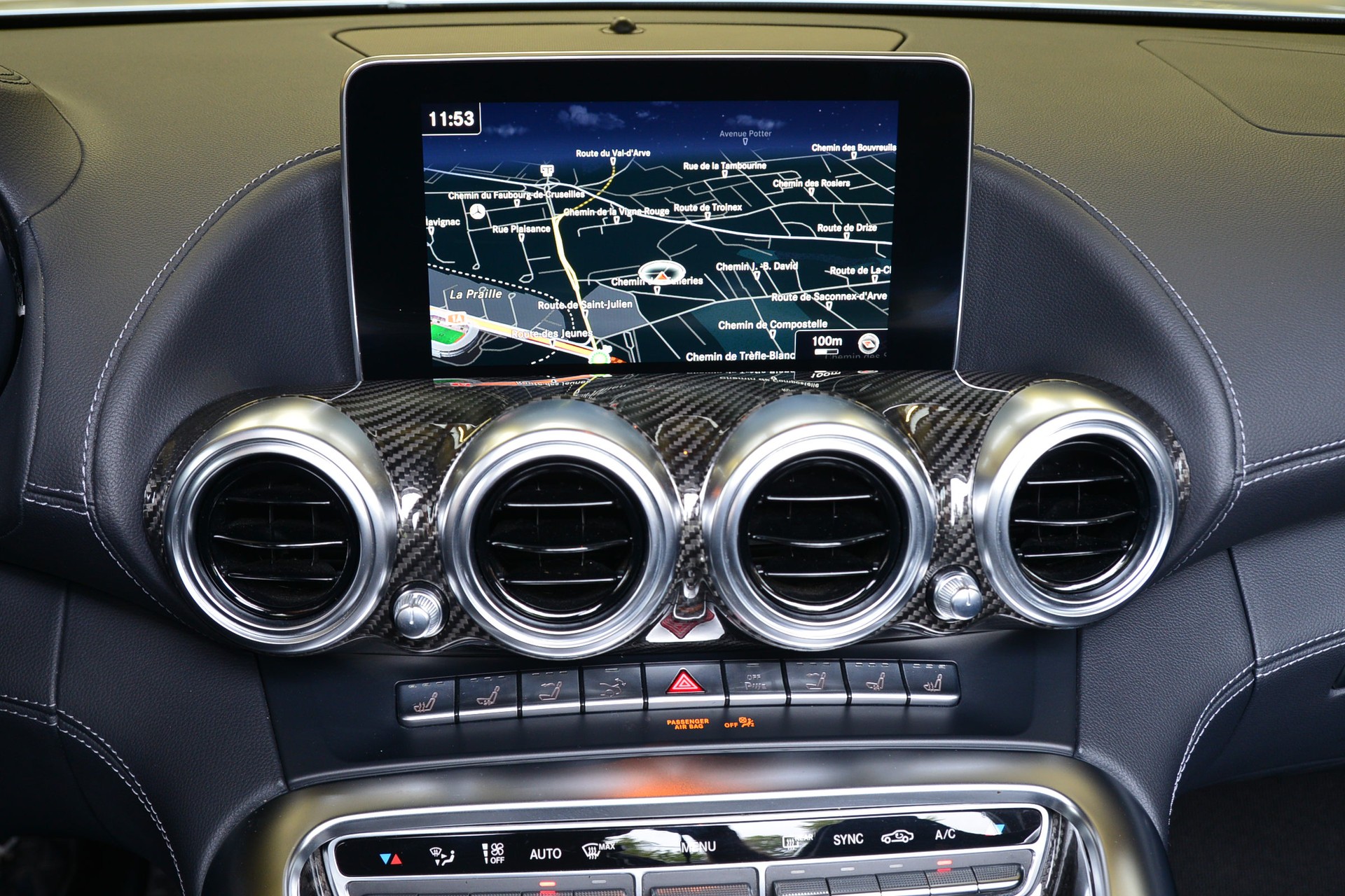 MERCEDES-BENZ AMG GT C Roadster Speedshift DCT-image-14