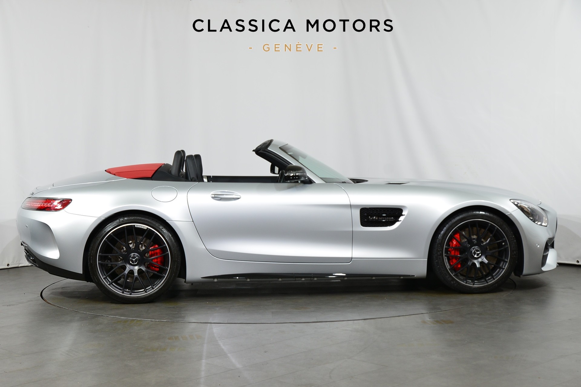 MERCEDES-BENZ AMG GT C Roadster Speedshift DCT-showroom-element-2
