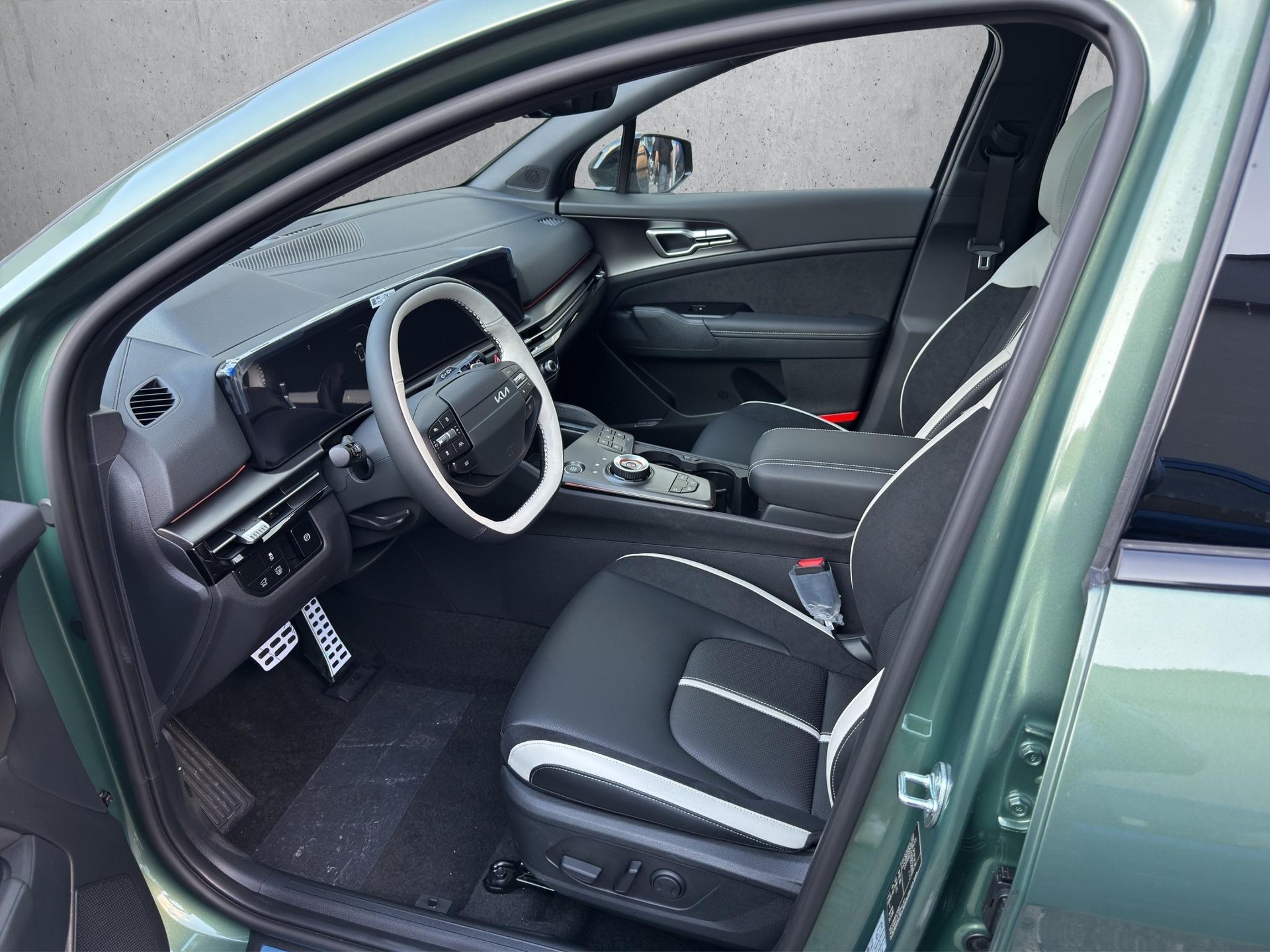 KIA Sportage 1.6 T-GDi Hybrid GT-Line-image-6