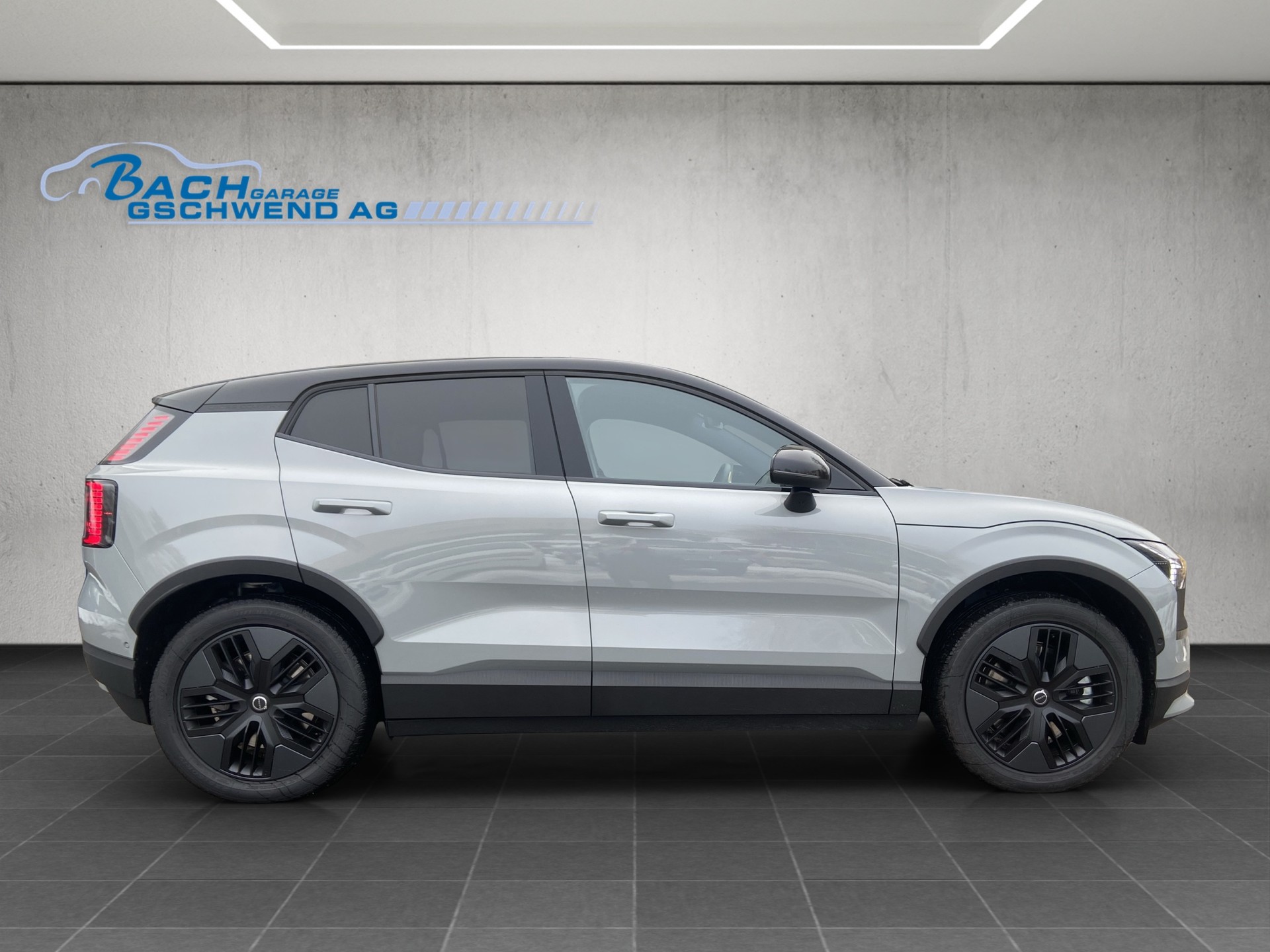 VOLVO EX30 CC E60 69kWh Twin Ultra Performance AWD-showroom-element-2