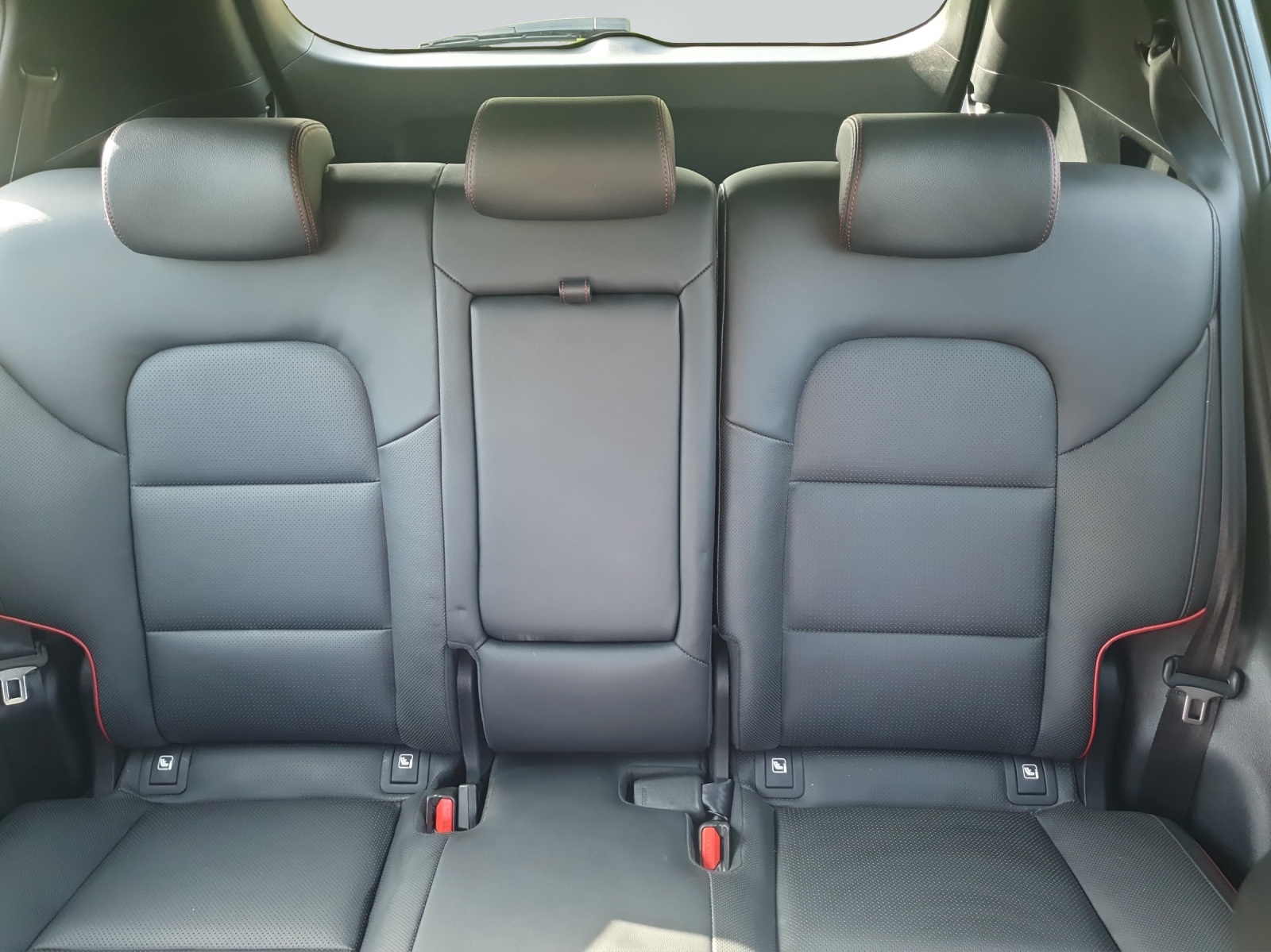 KIA Sportage 1.6 CRDi MHEV Style GT-Line-image-8