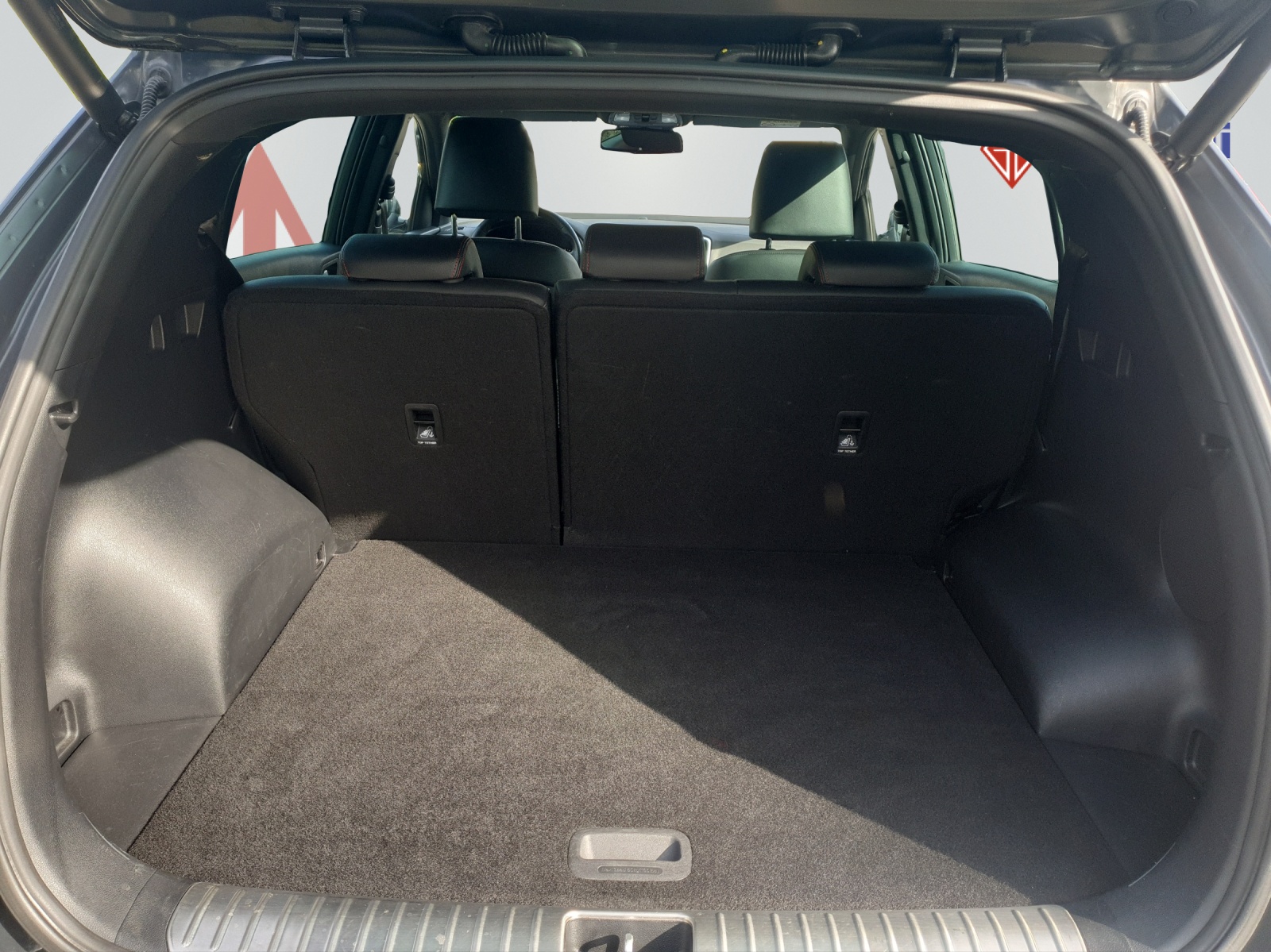 KIA Sportage 1.6 CRDi MHEV Style GT-Line-image-9