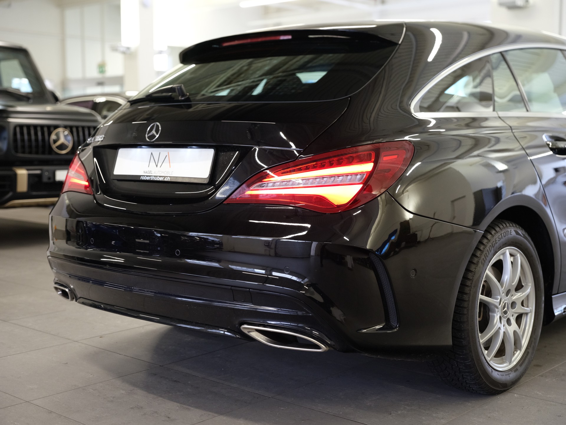 MERCEDES-BENZ CLA Shooting Brake 180 d Urban 7G-DCT-image-12