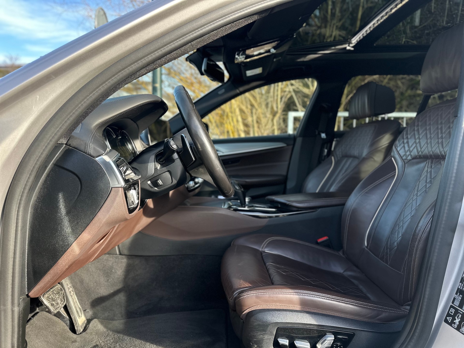 BMW 540d xDrive Touring M Sport Steptronic-image-8
