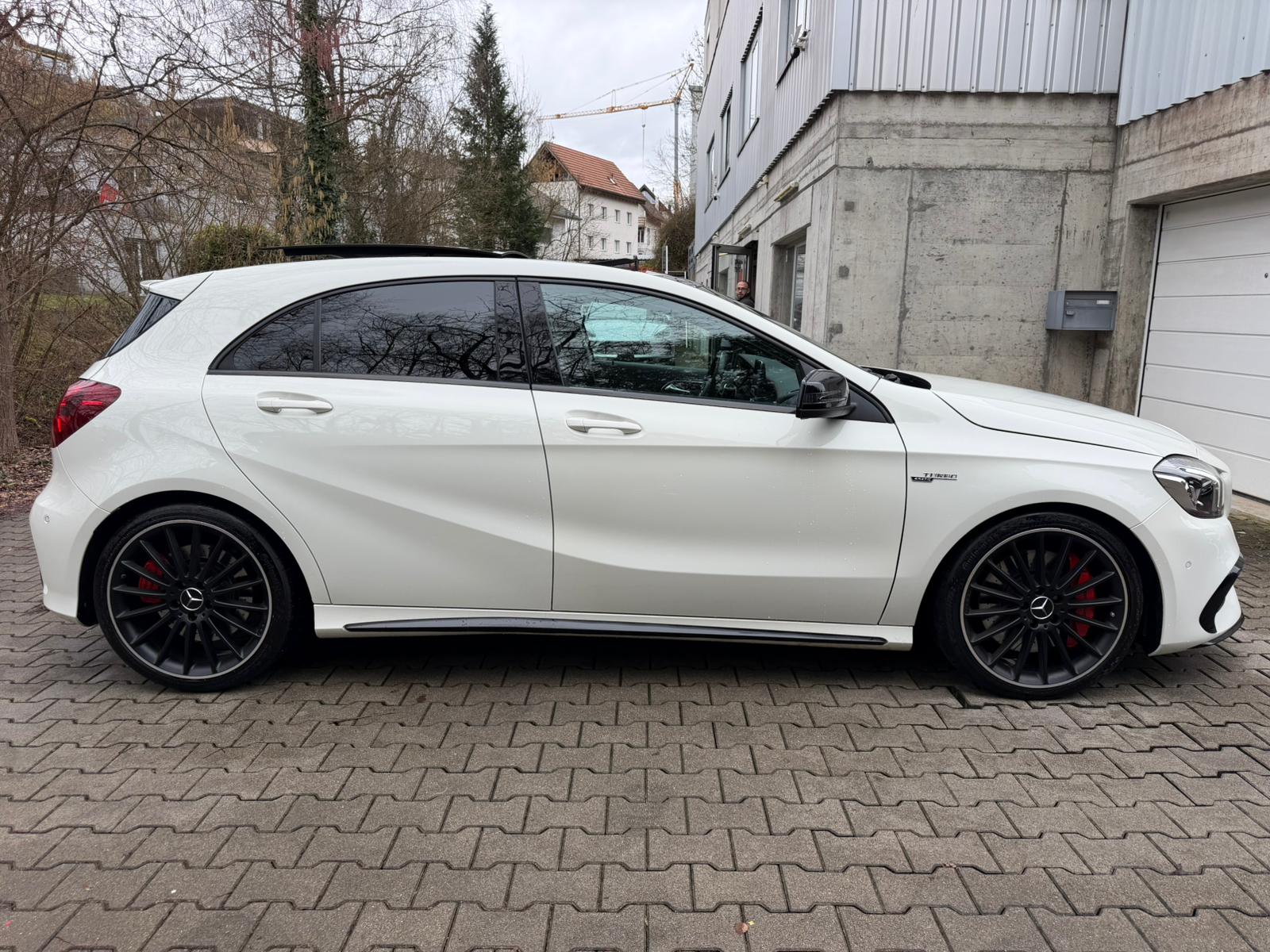 MERCEDES-BENZ A 45 AMG 4Matic Speedshift 7G-DCT-image-5