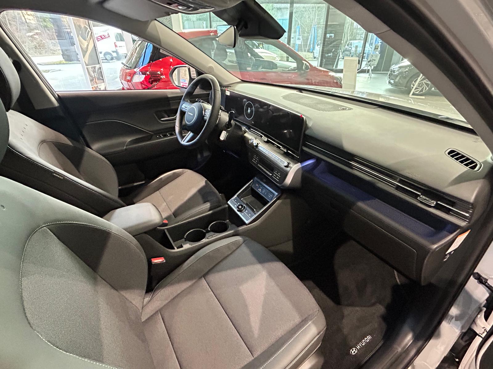 HYUNDAI Kona 1.6 GDi HEV Amplia DCT-image-5
