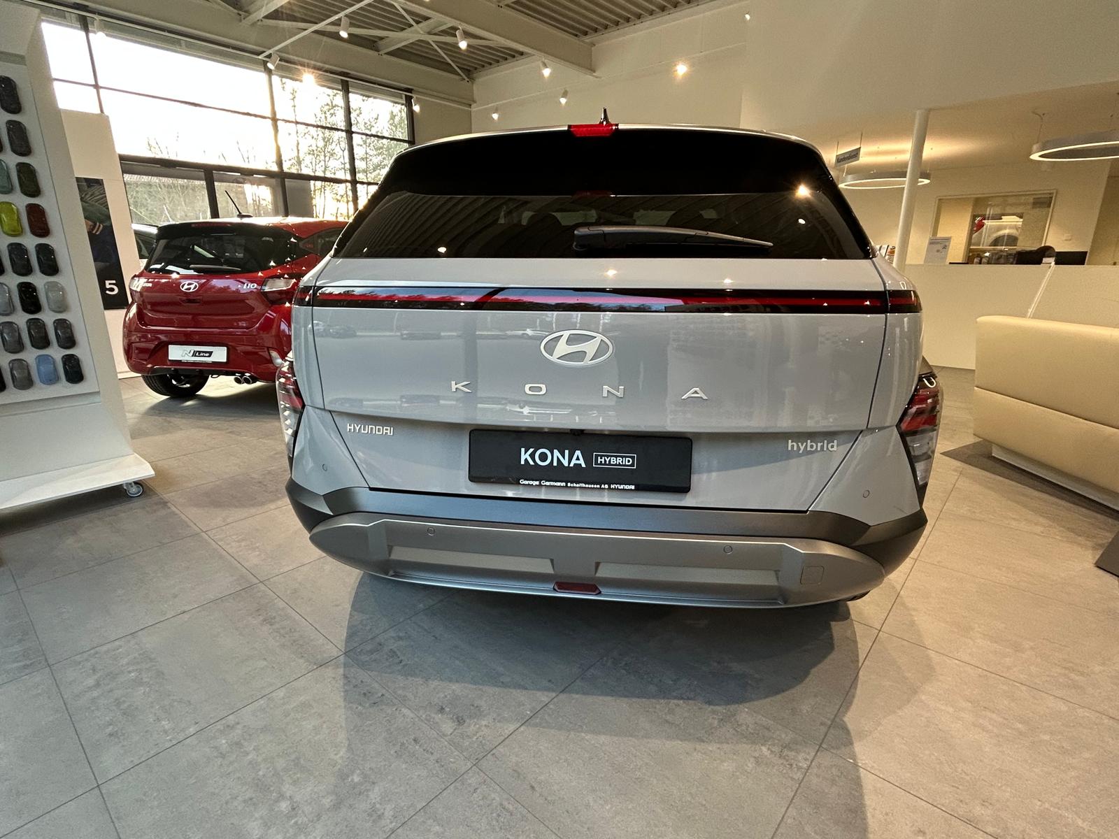 HYUNDAI Kona 1.6 GDi HEV Amplia DCT-showroom-element-3