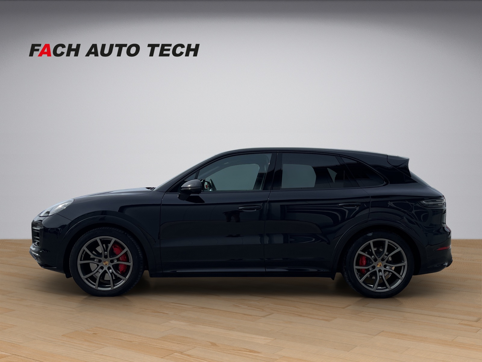 PORSCHE Cayenne 4.0 V8 GTS-showroom-element-2