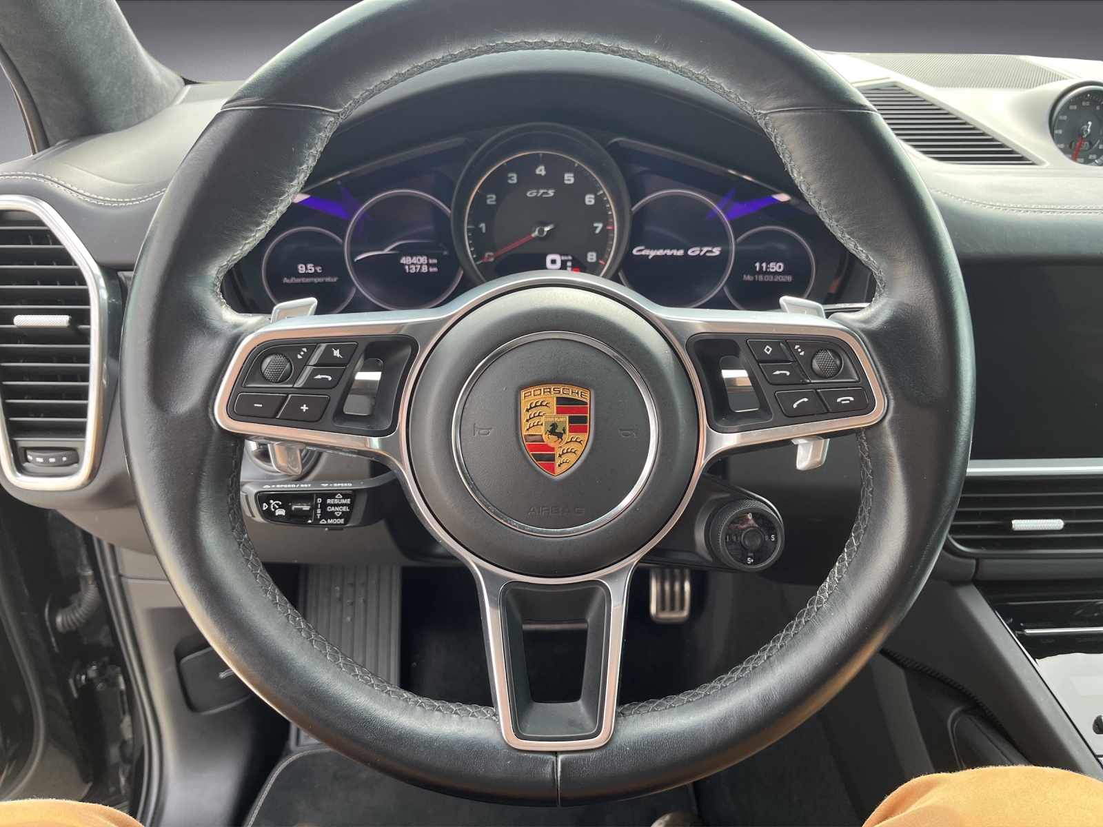 PORSCHE Cayenne 4.0 V8 GTS-image-8