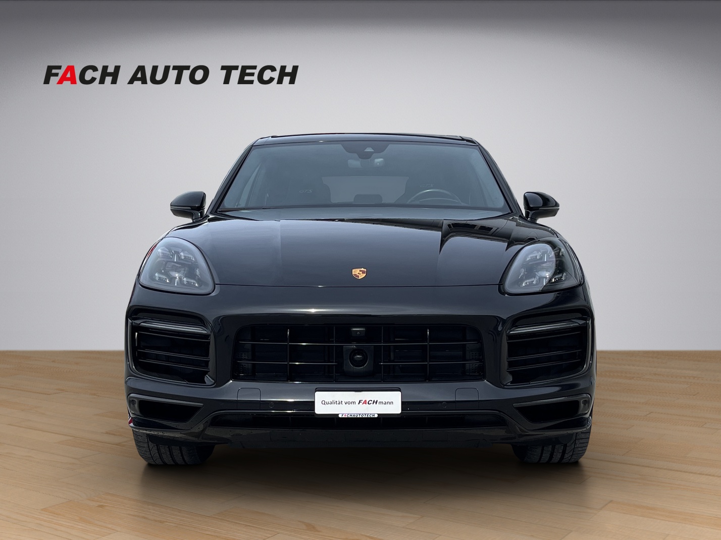 PORSCHE Cayenne 4.0 V8 GTS-showroom-element-1