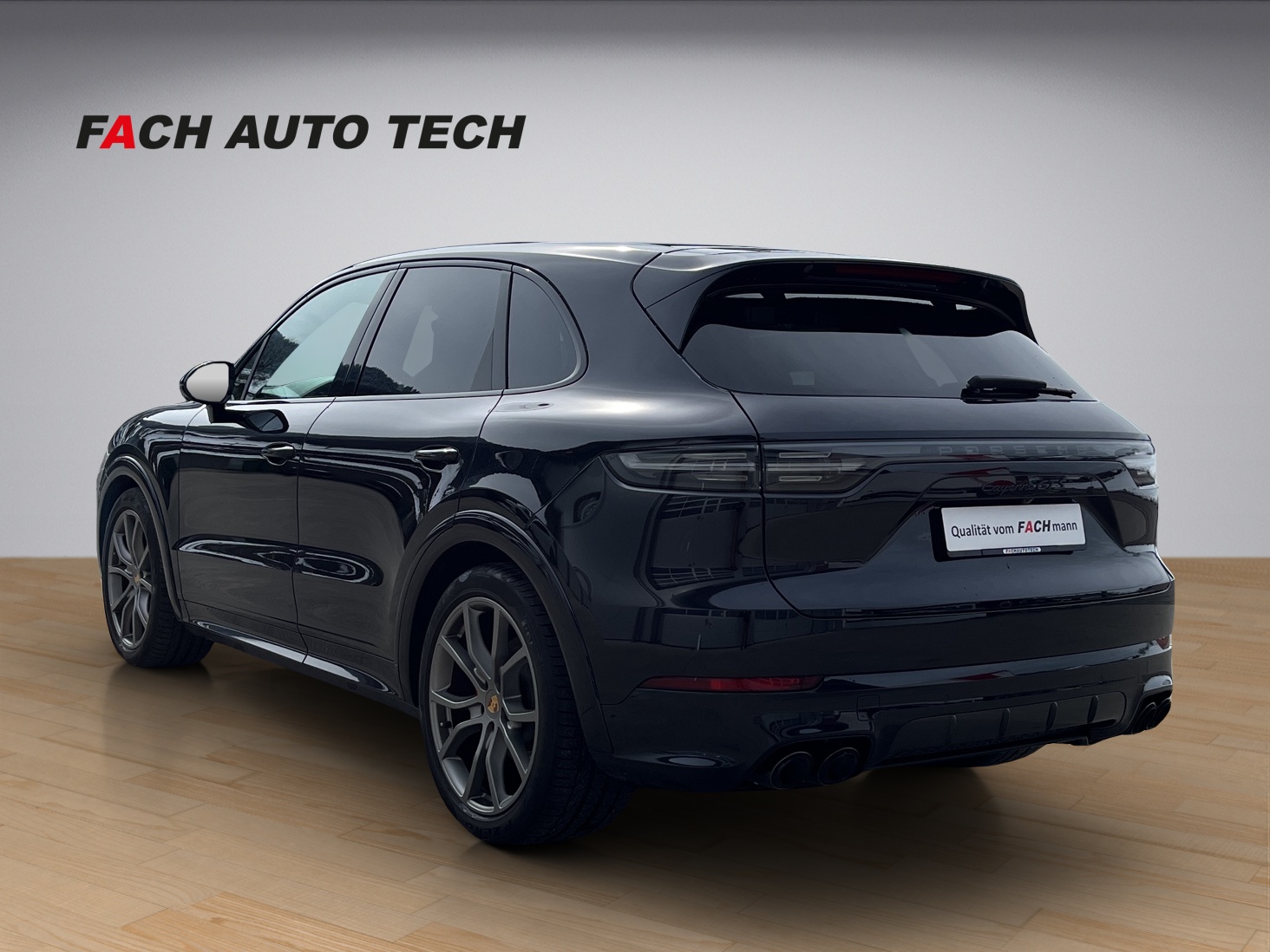 PORSCHE Cayenne 4.0 V8 GTS-showroom-element-3