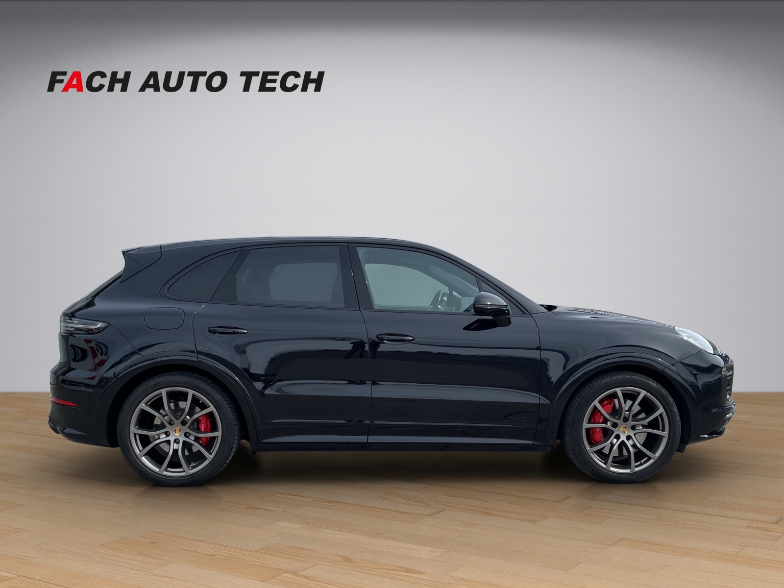 PORSCHE Cayenne 4.0 V8 GTS-image-6
