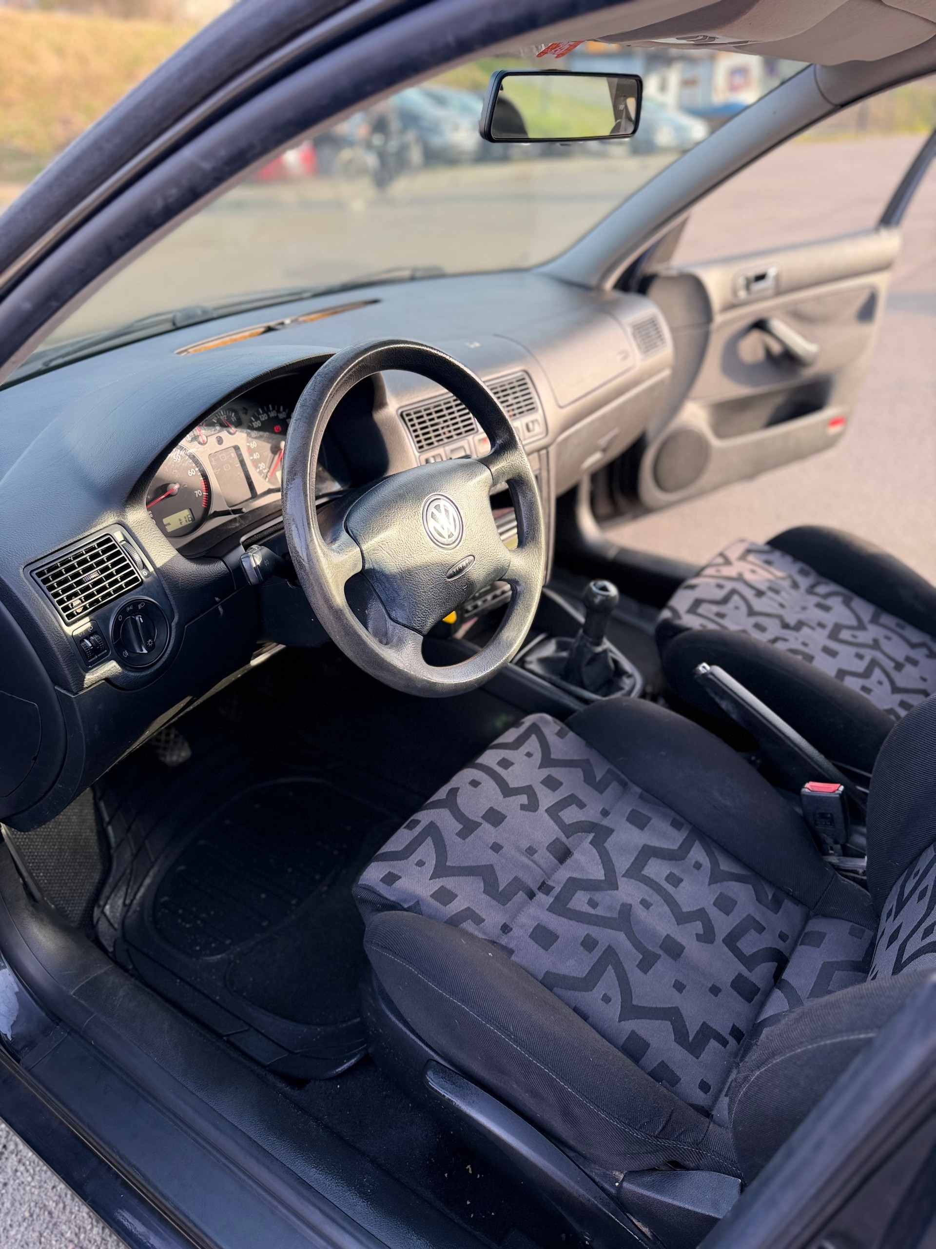 VW Golf Variant 1.6 16V Comfortline-image-11