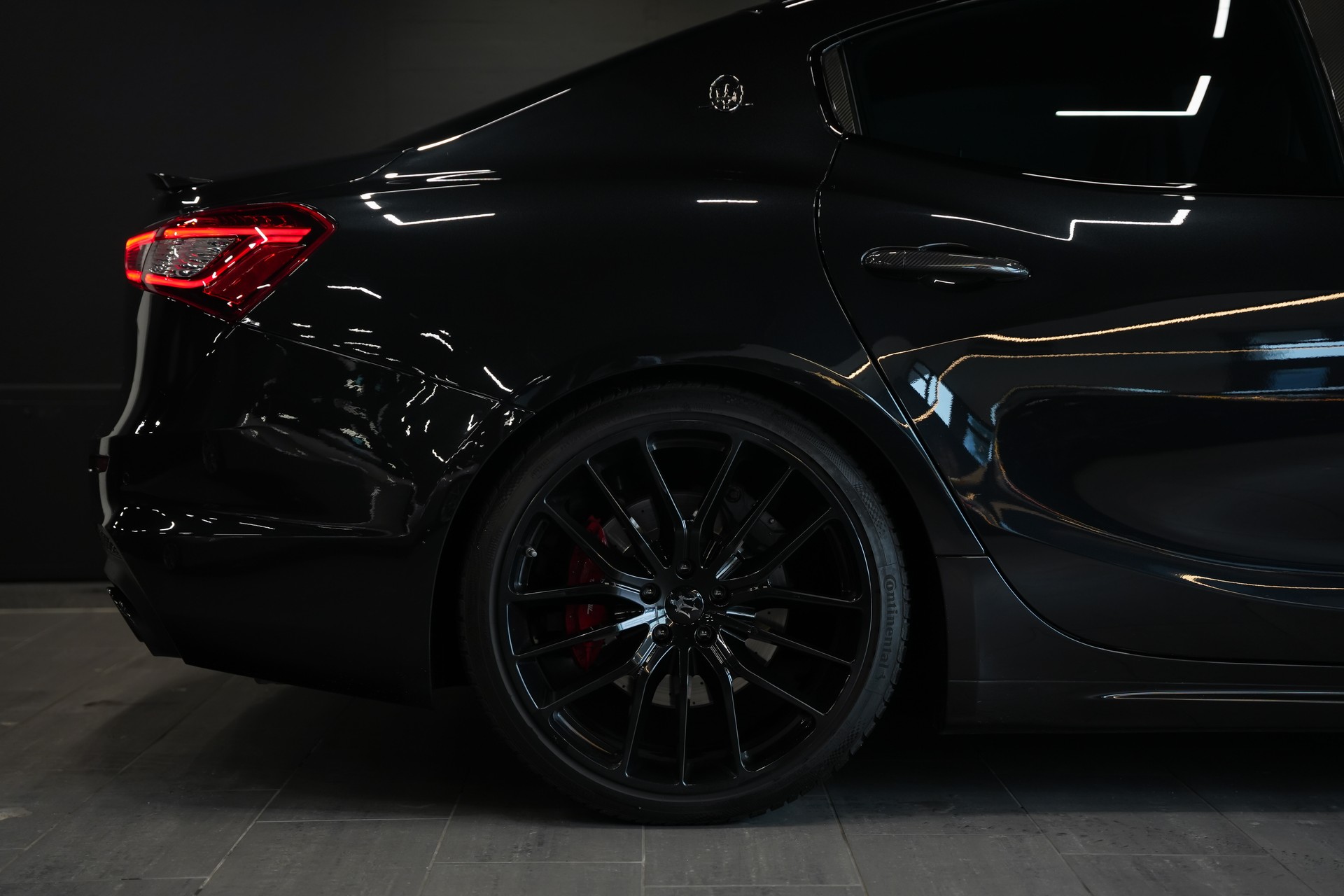 MASERATI Ghibli S Q4 3.0 GranSport Automatica / Carbon Paket / Top Ausstattung / Service gepflegt-image-5