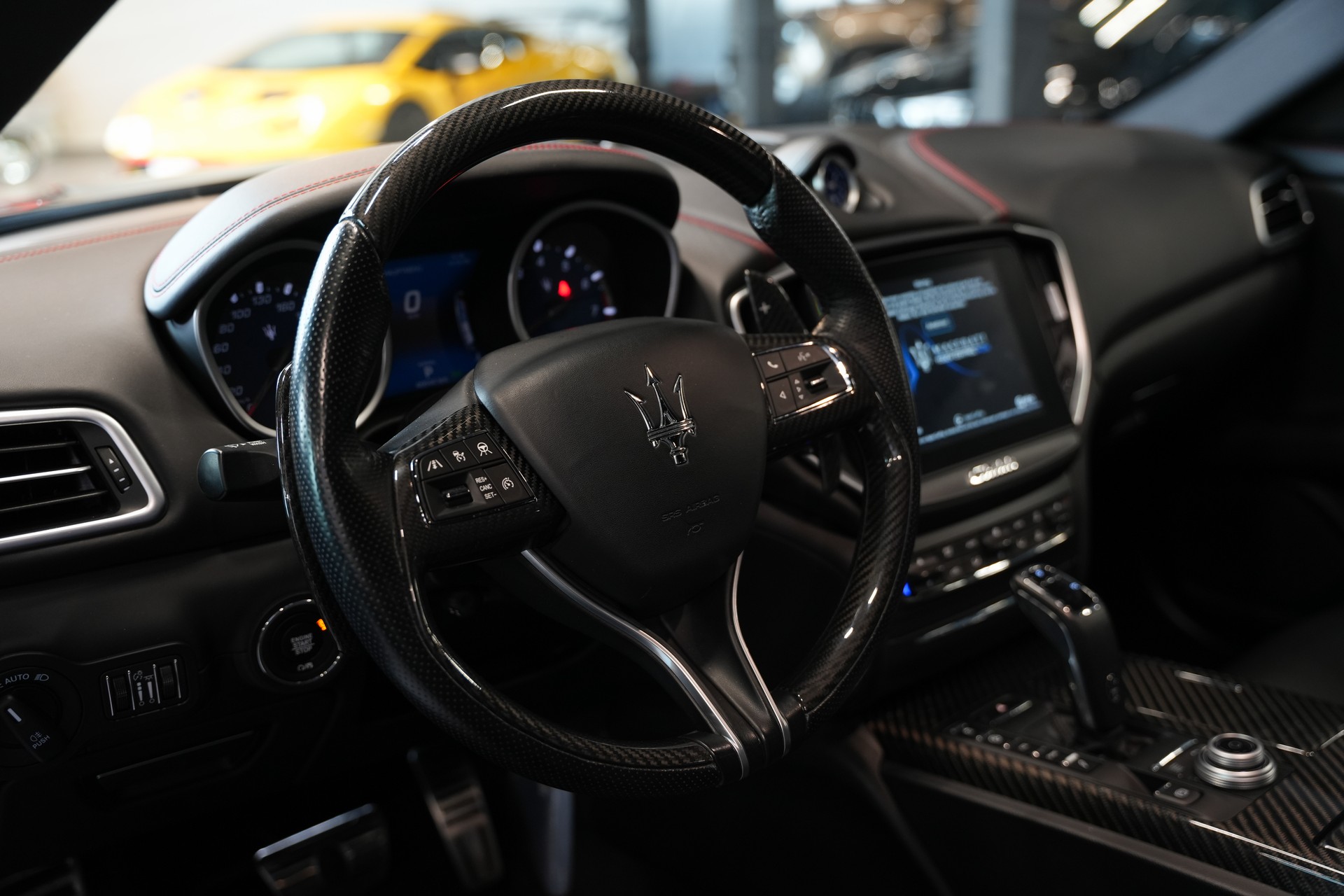 MASERATI Ghibli S Q4 3.0 GranSport Automatica / Carbon Paket / Top Ausstattung / Service gepflegt-image-10