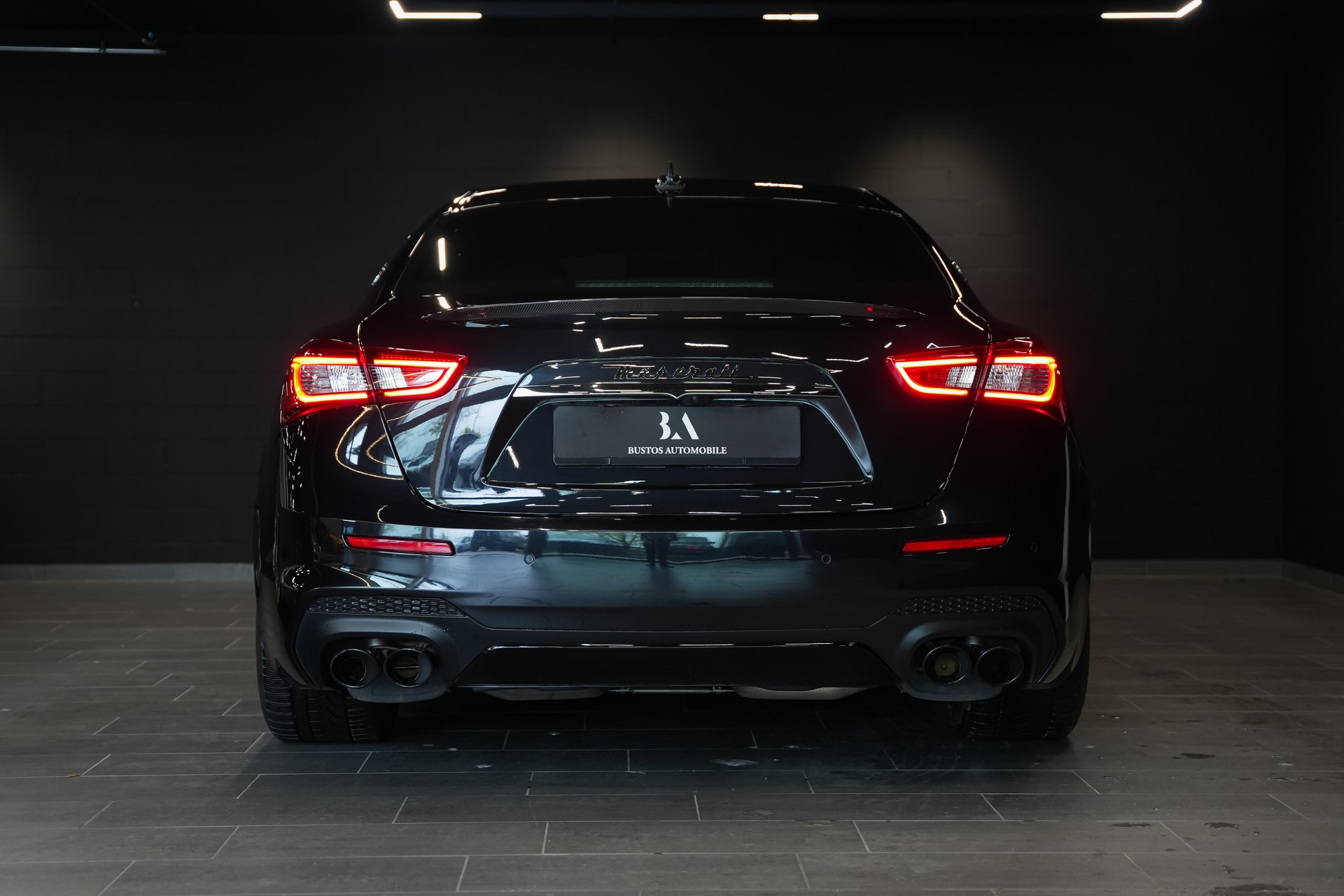 MASERATI Ghibli S Q4 3.0 GranSport Automatica / Carbon Paket / Top Ausstattung / Service gepflegt-image-6