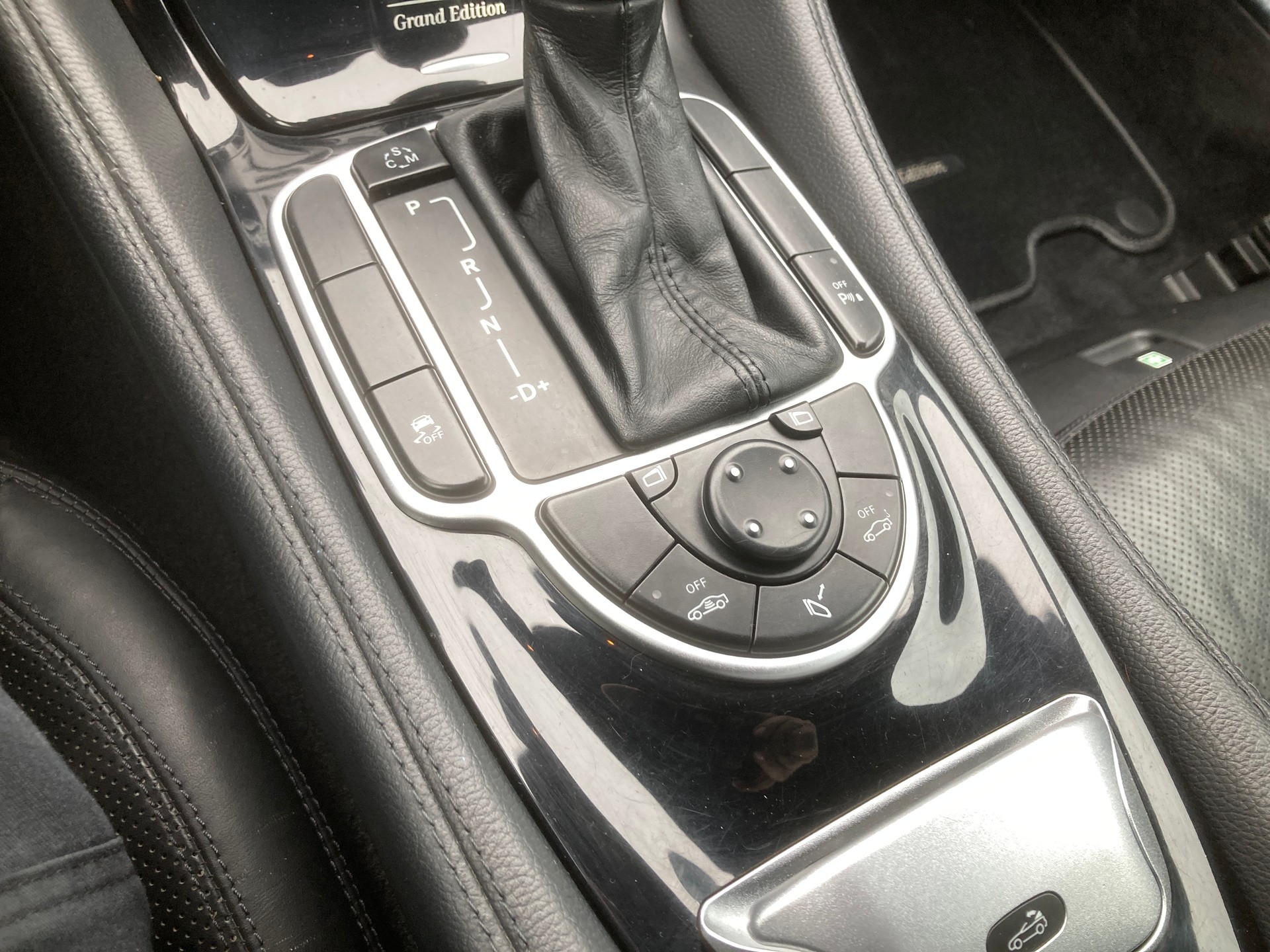MERCEDES-BENZ SL 350 Grand Edition 7G-Tronic-image-13