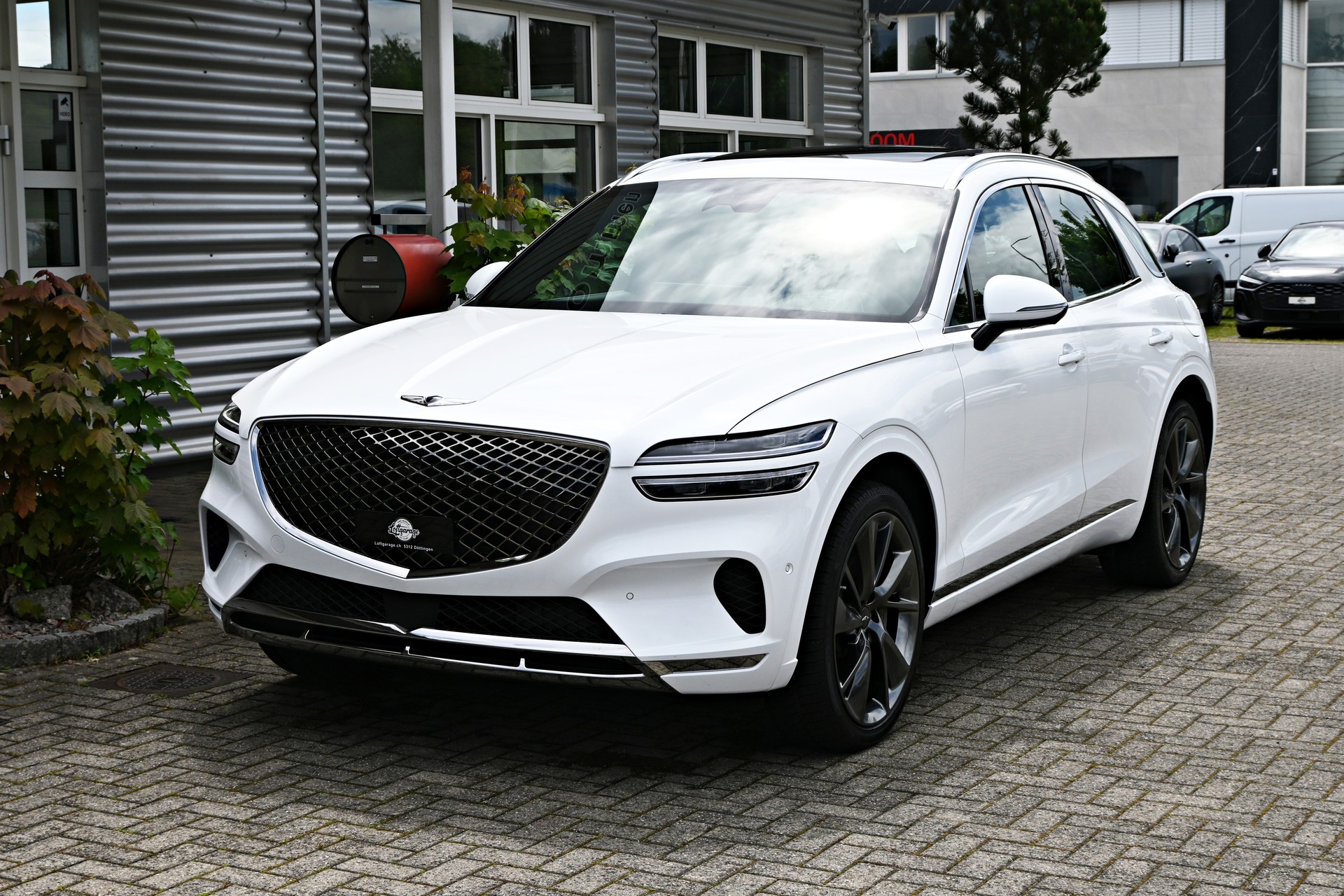 GENESIS GV70 2.2 CRDI Luxury AT8 AWD + (CH Auto) Voll-Ausstattung-showroom-element-1