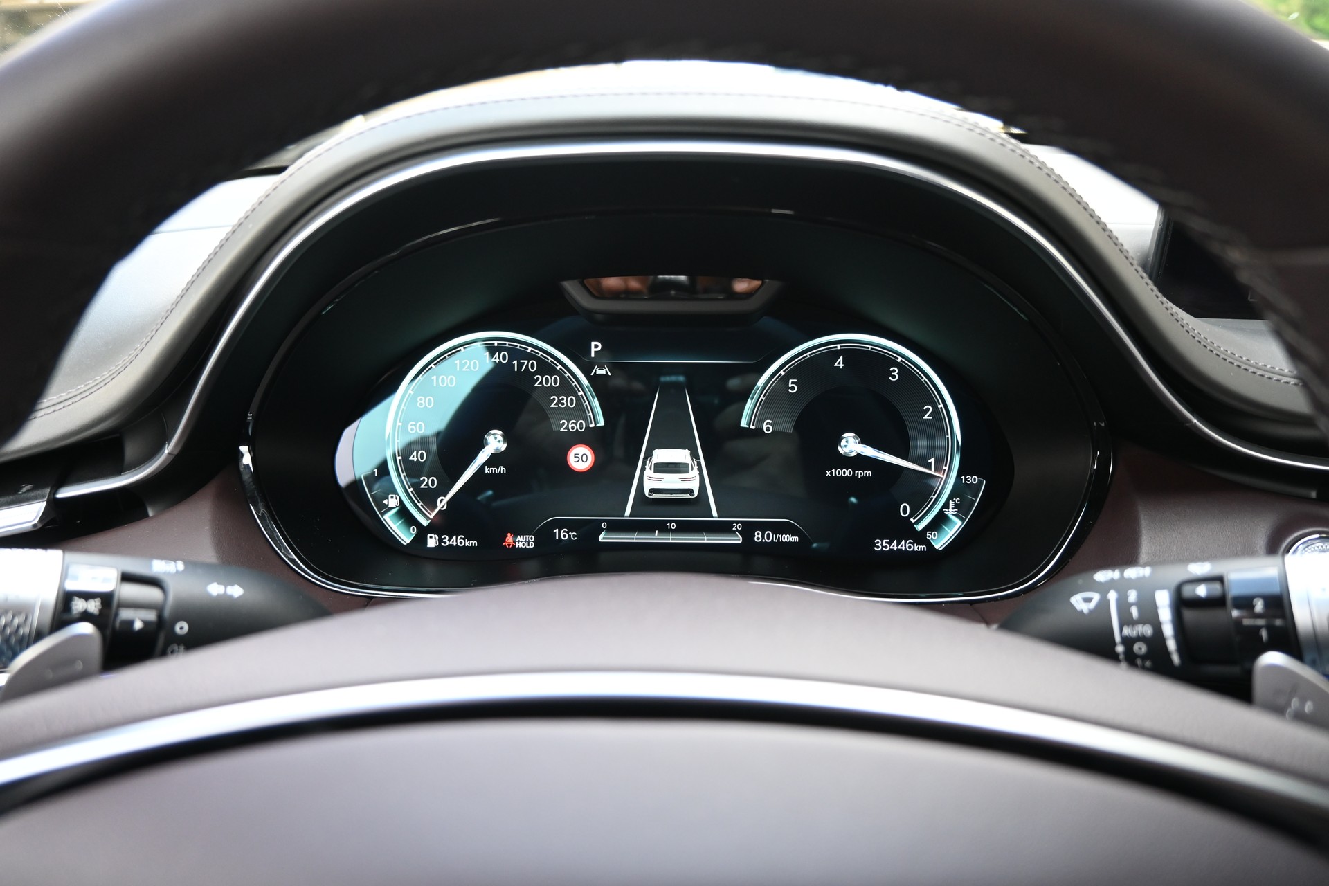 GENESIS GV70 2.2 CRDI Luxury AT8 AWD + (CH Auto) Voll-Ausstattung-image-18