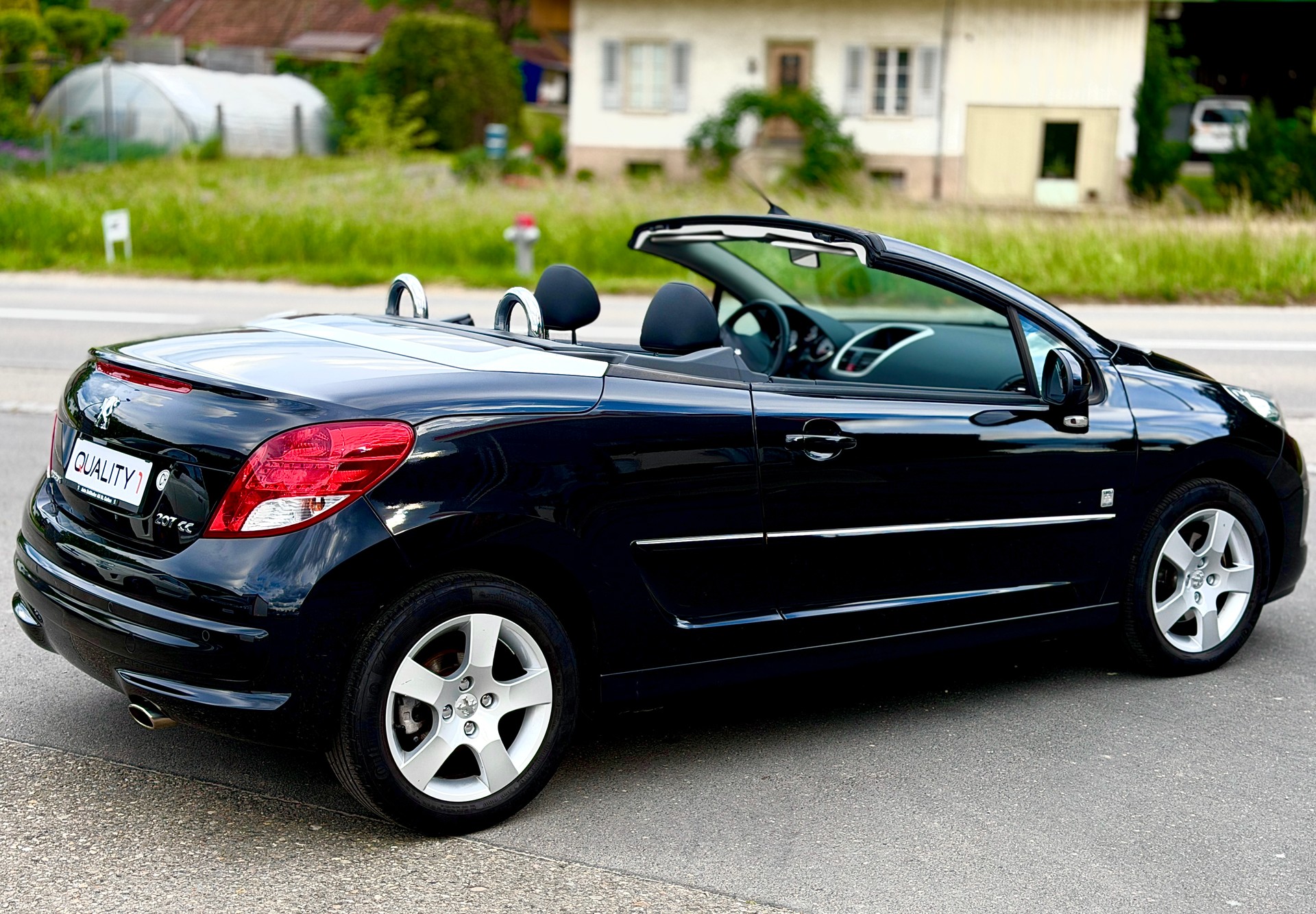 PEUGEOT 207 CC 1.6 16V Swiss Edition-image-1