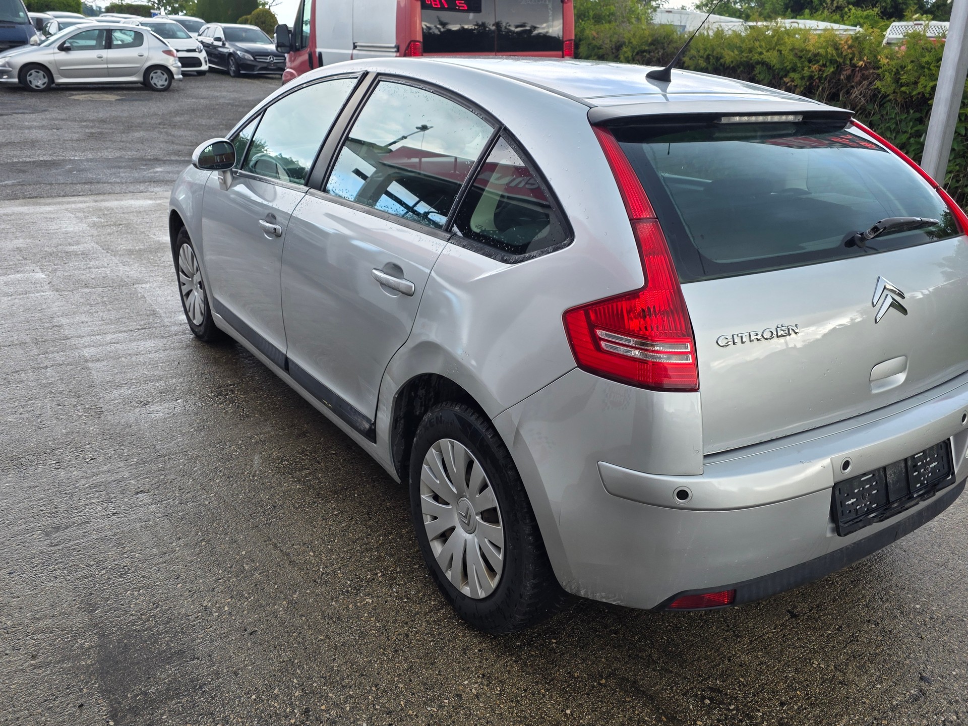CITROEN C4 Berline 1.6i 16V SX-image-5