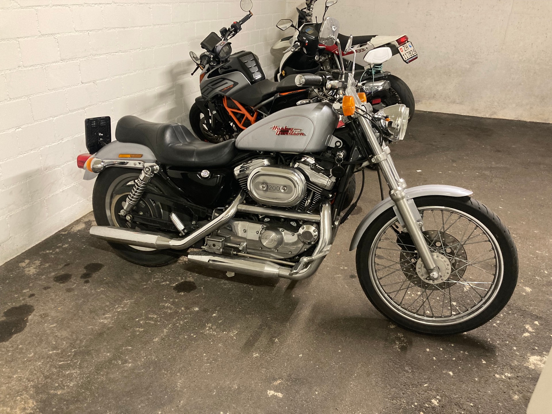 HARLEY-DAVIDSON XL 1200 C Sportster
