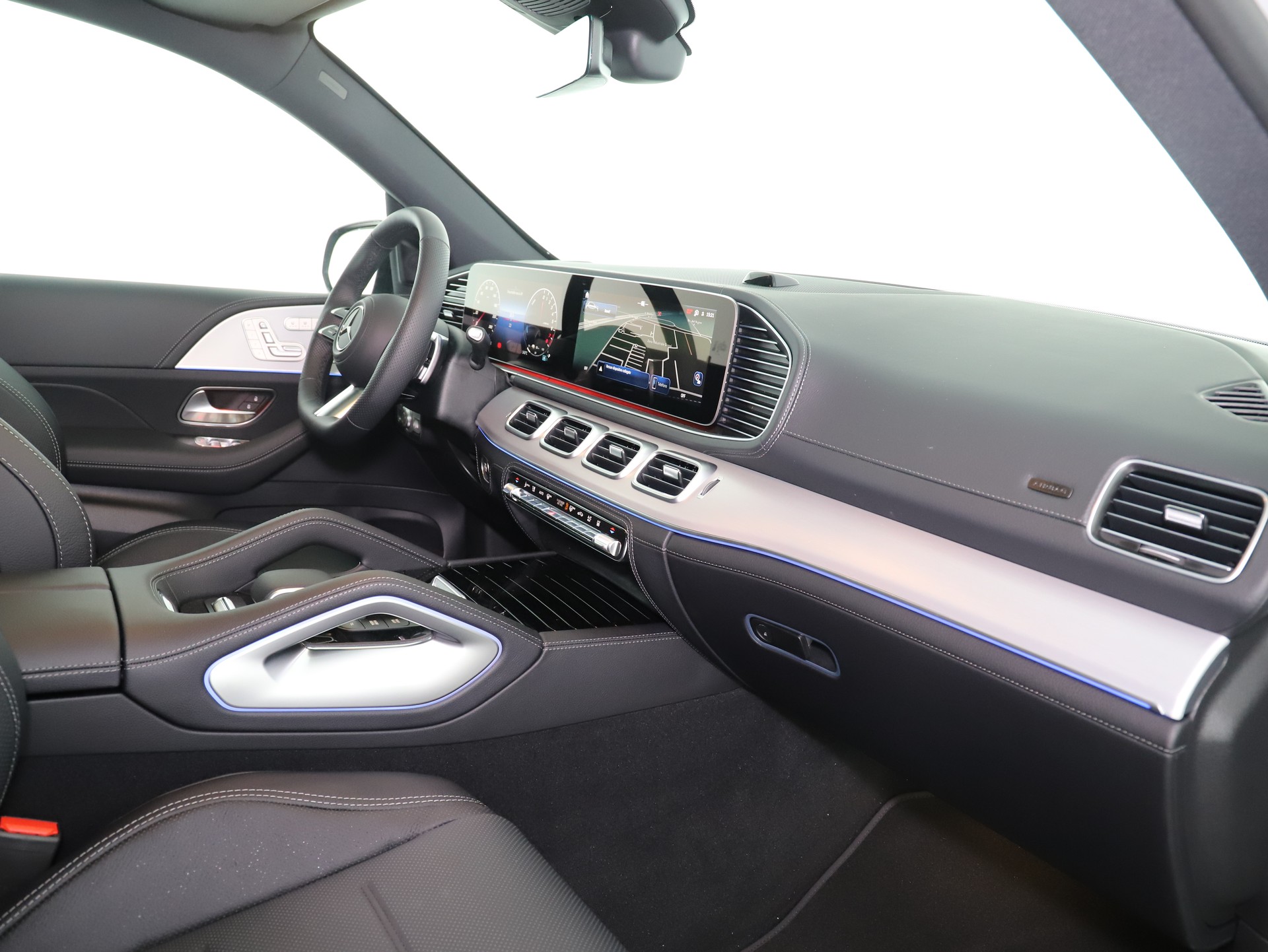 MERCEDES-BENZ GLE 400 e EQ Star 4M-image-11