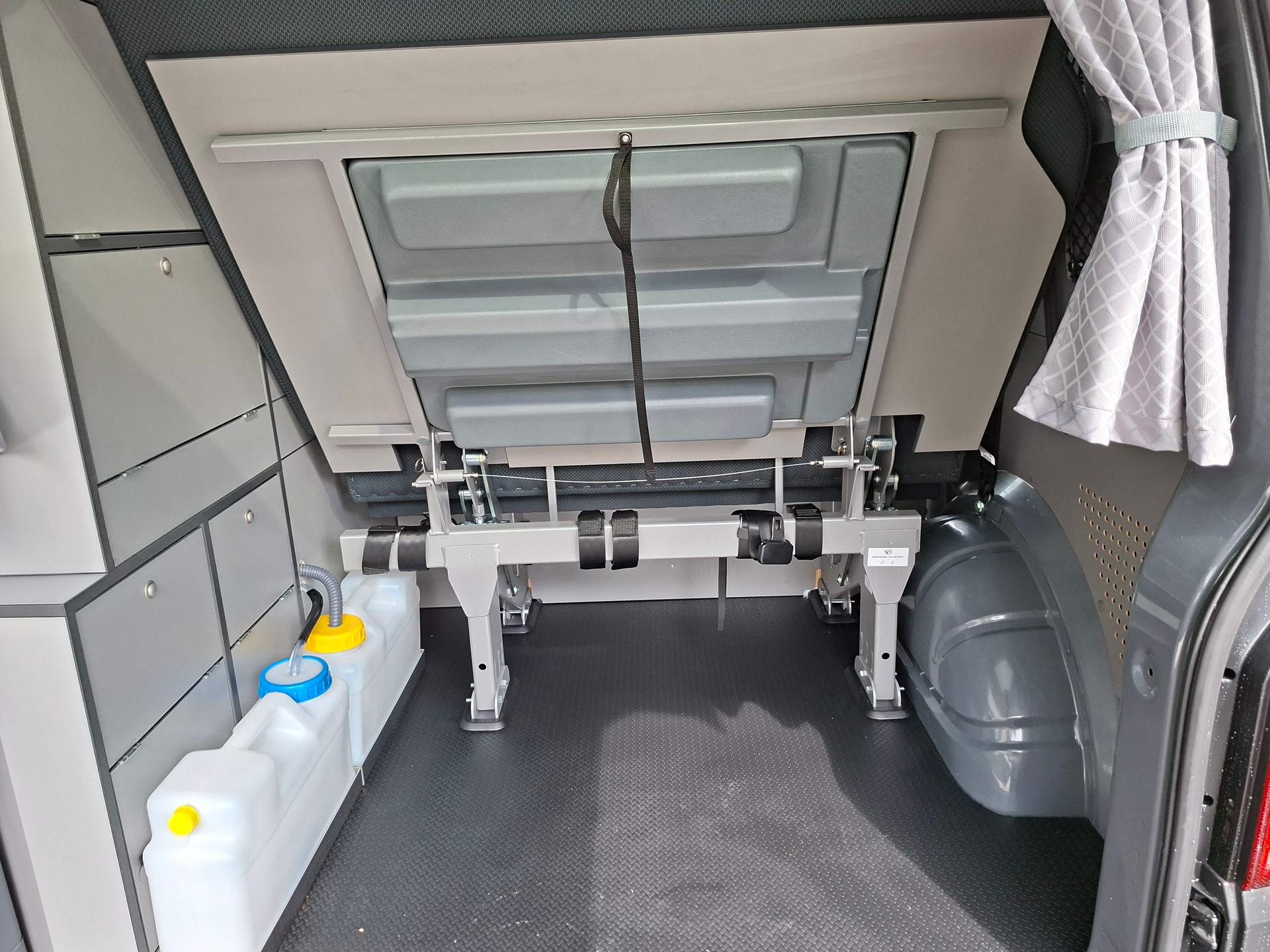 VW T6 2.0 TDI 115PS MAREMONTI COMFORT CAMPER 5 SITZE-image-12