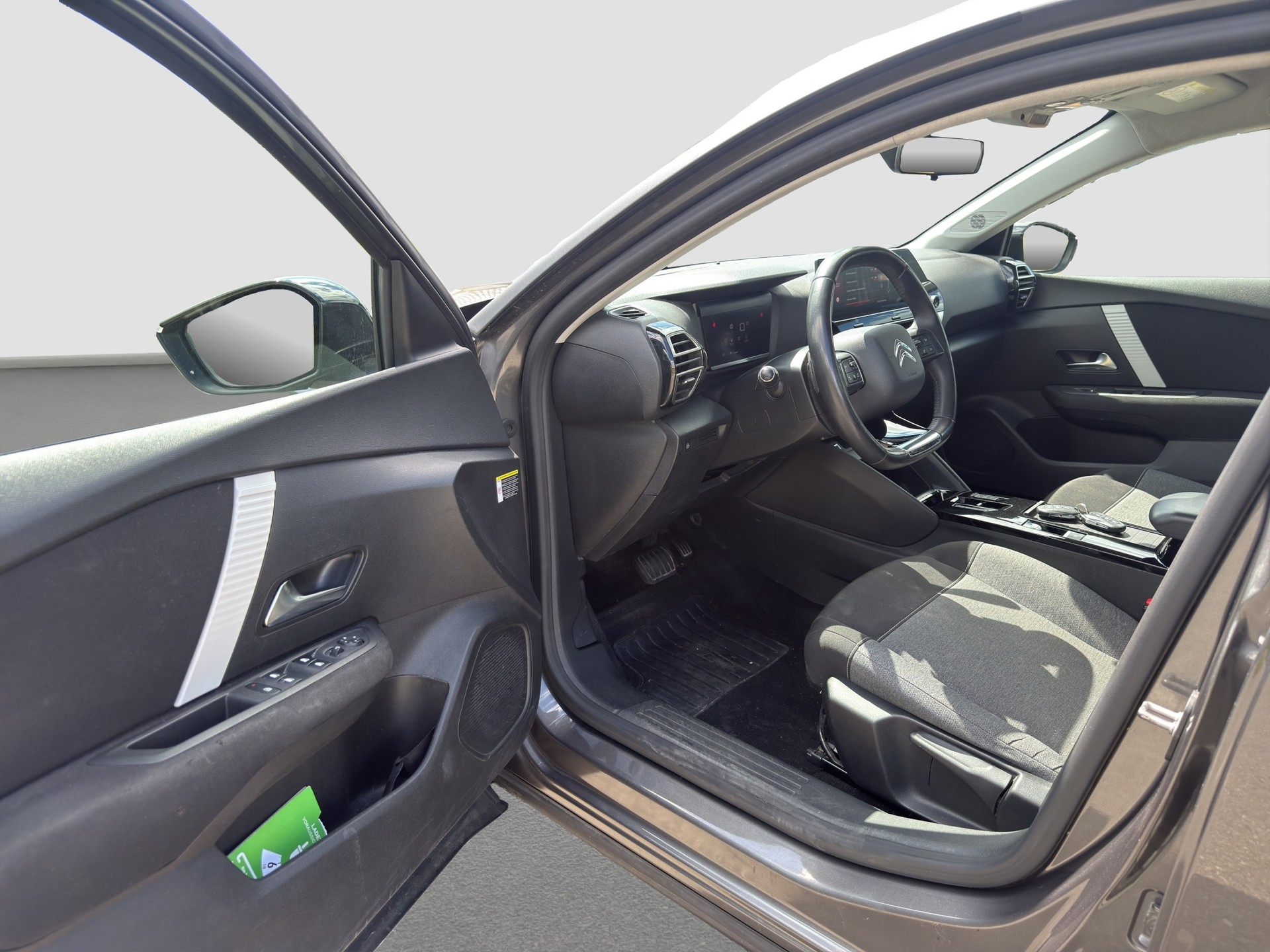 CITROEN C4 1.2 Pure Tech Feel EAT8 ** Frisch ab MFK und Service ** Zahnriemen ersetzt **-image-10