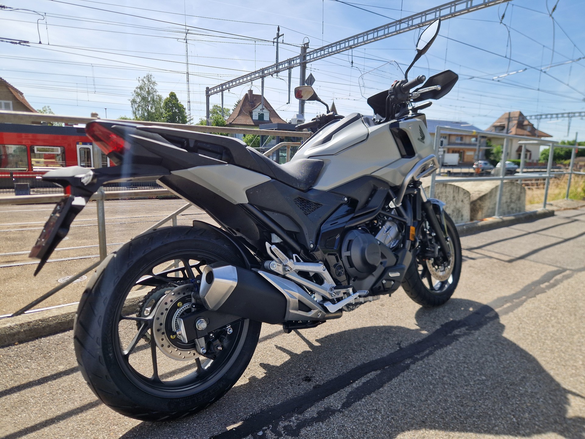 HONDA XD , DCT-showroom-element-2