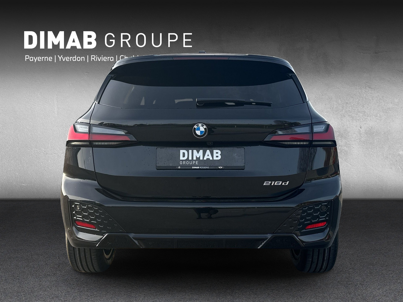 BMW 218d Active Tourer M Sport DKG-showroom-element-3
