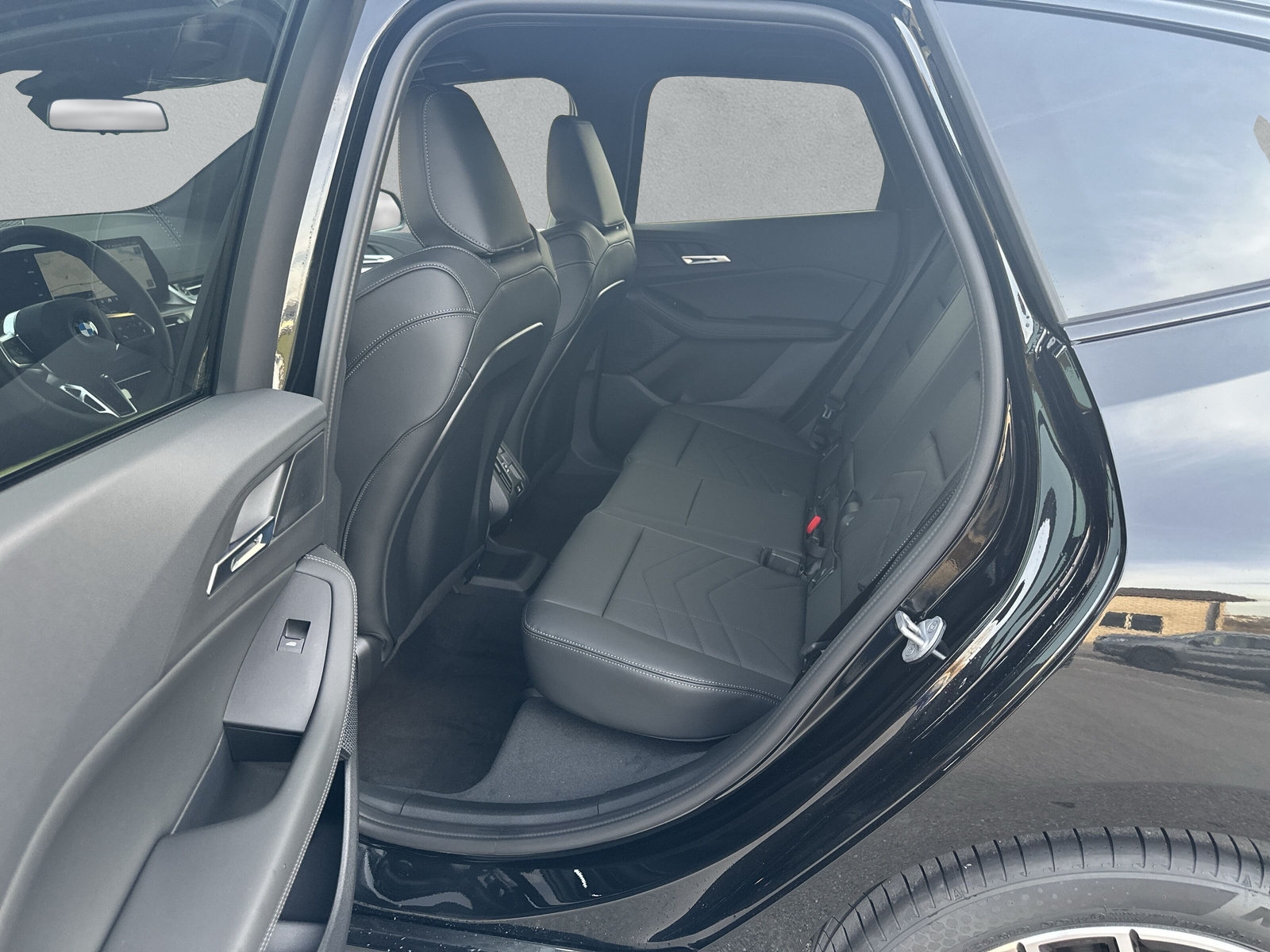 BMW 218d Active Tourer M Sport DKG-image-11