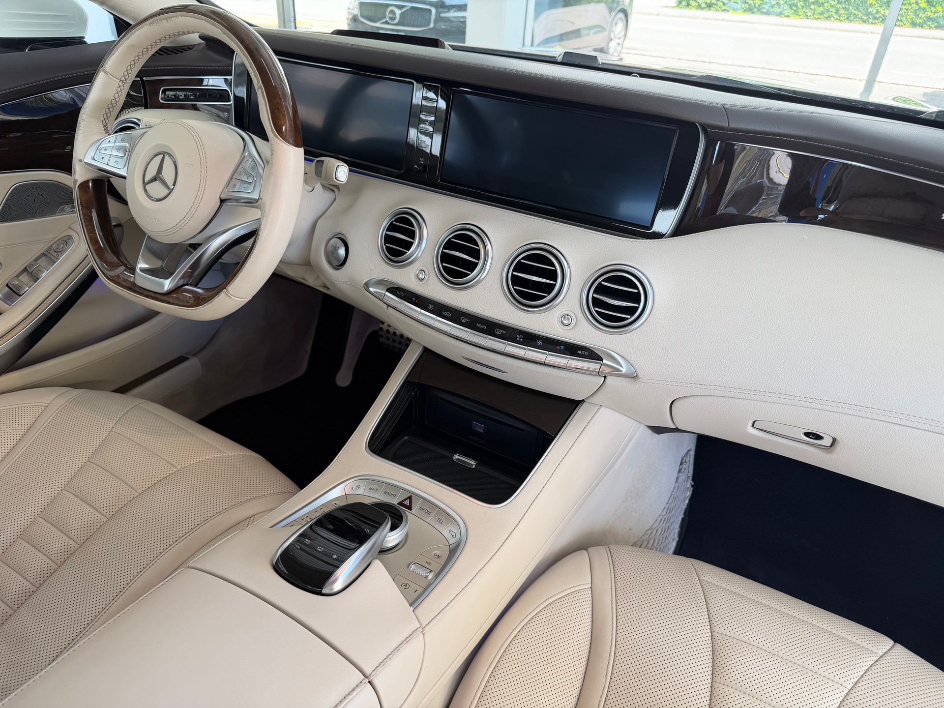 MERCEDES-BENZ S 500 Coupé 4Matic 7G-Tronic-image-13